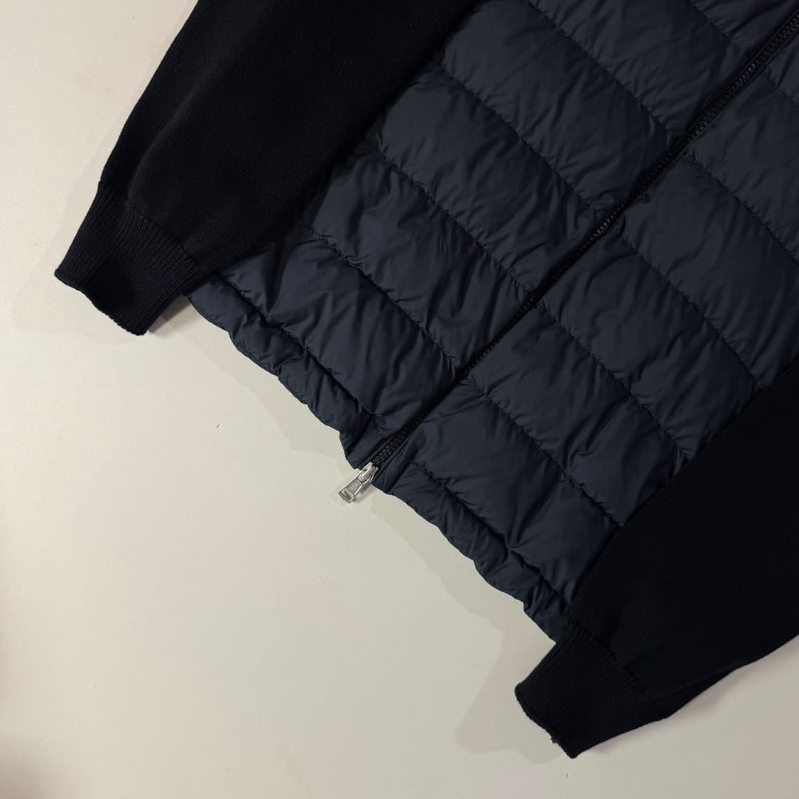 [L/당일출고]몽클레어 니트패딩 상품이미지4