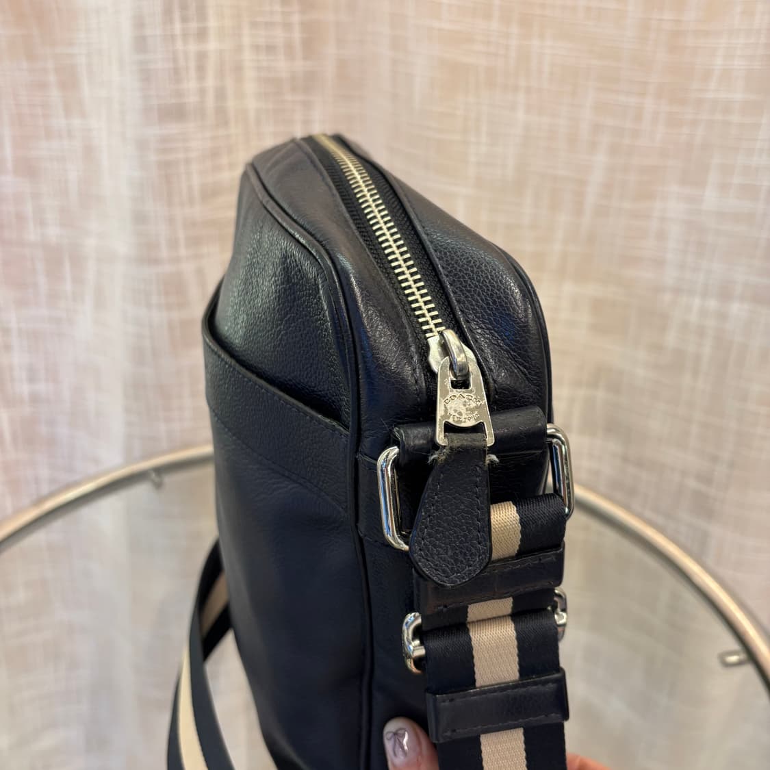 정품 코치 남성 가죽  크로스백    상품이미지5