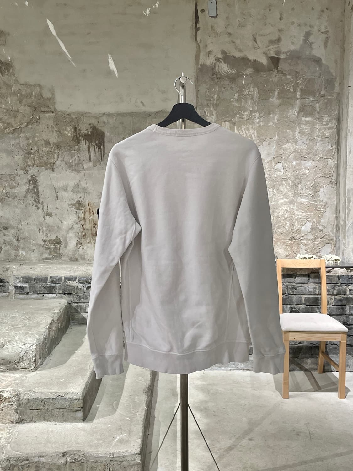 스톤 아일랜드 화이트 와펜 베이직 스웻 셔츠 상품이미지6