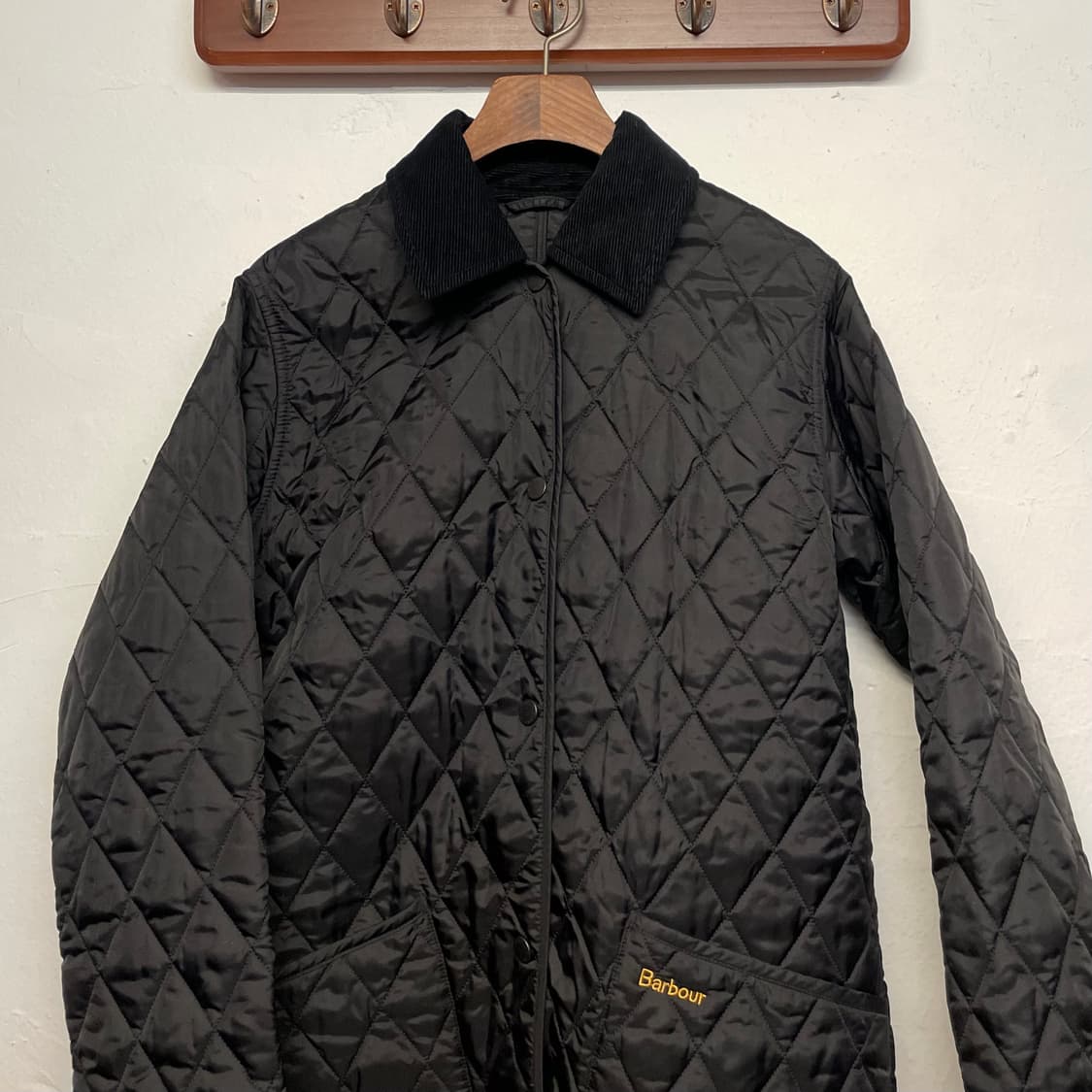 바버 (우먼) 리데스데일 블랙 퀼팅 자켓   상품이미지3