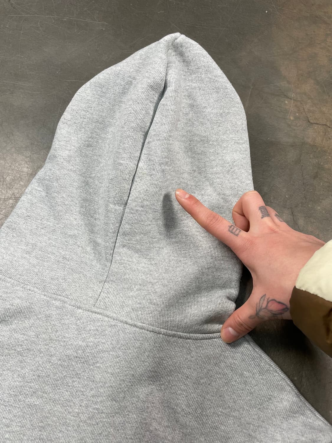 칼하트 WIP X 아페쎄 스웻후드 상품이미지6