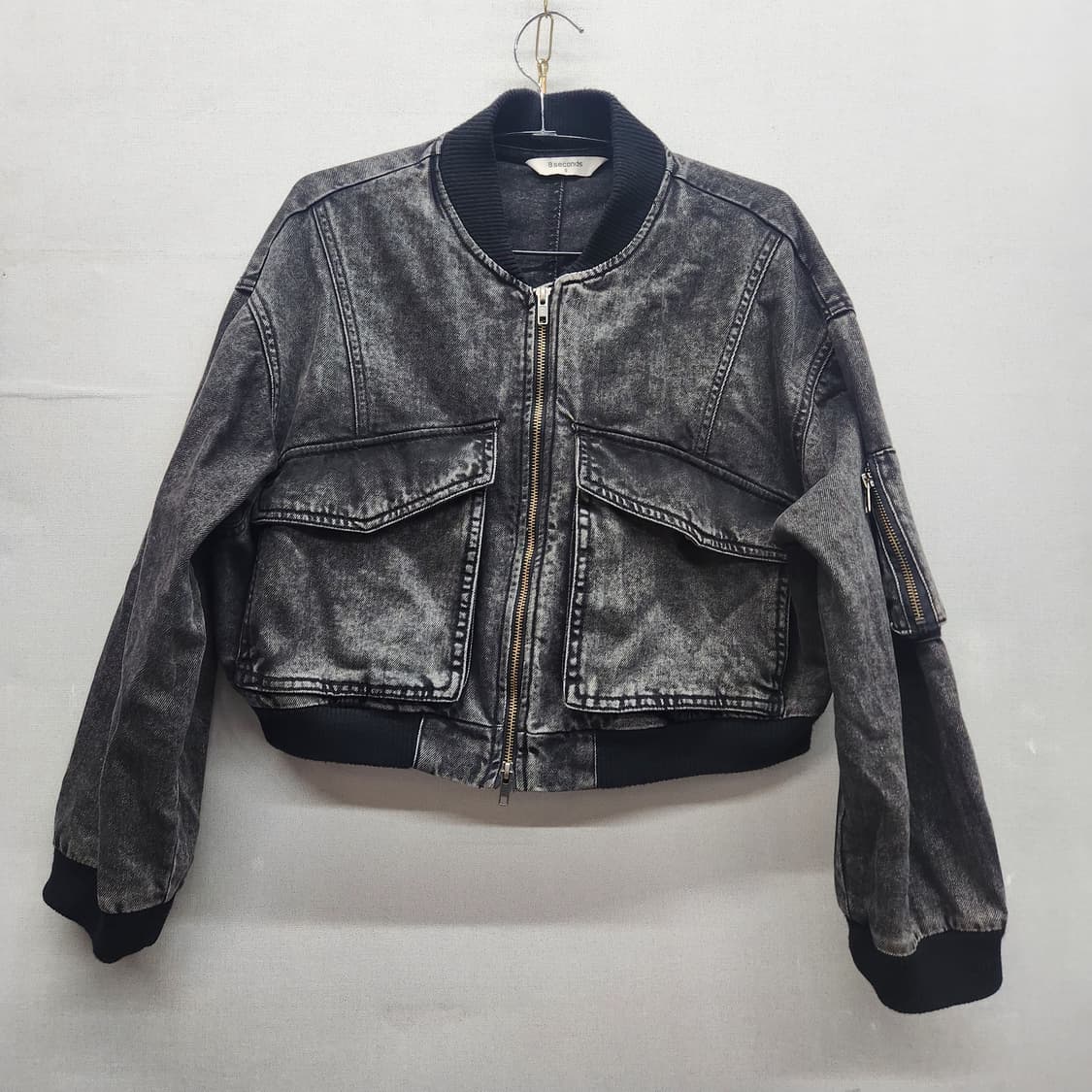 에잇세컨즈 워싱 흑청 크롭 데님 투웨이 자켓 L 상품이미지1