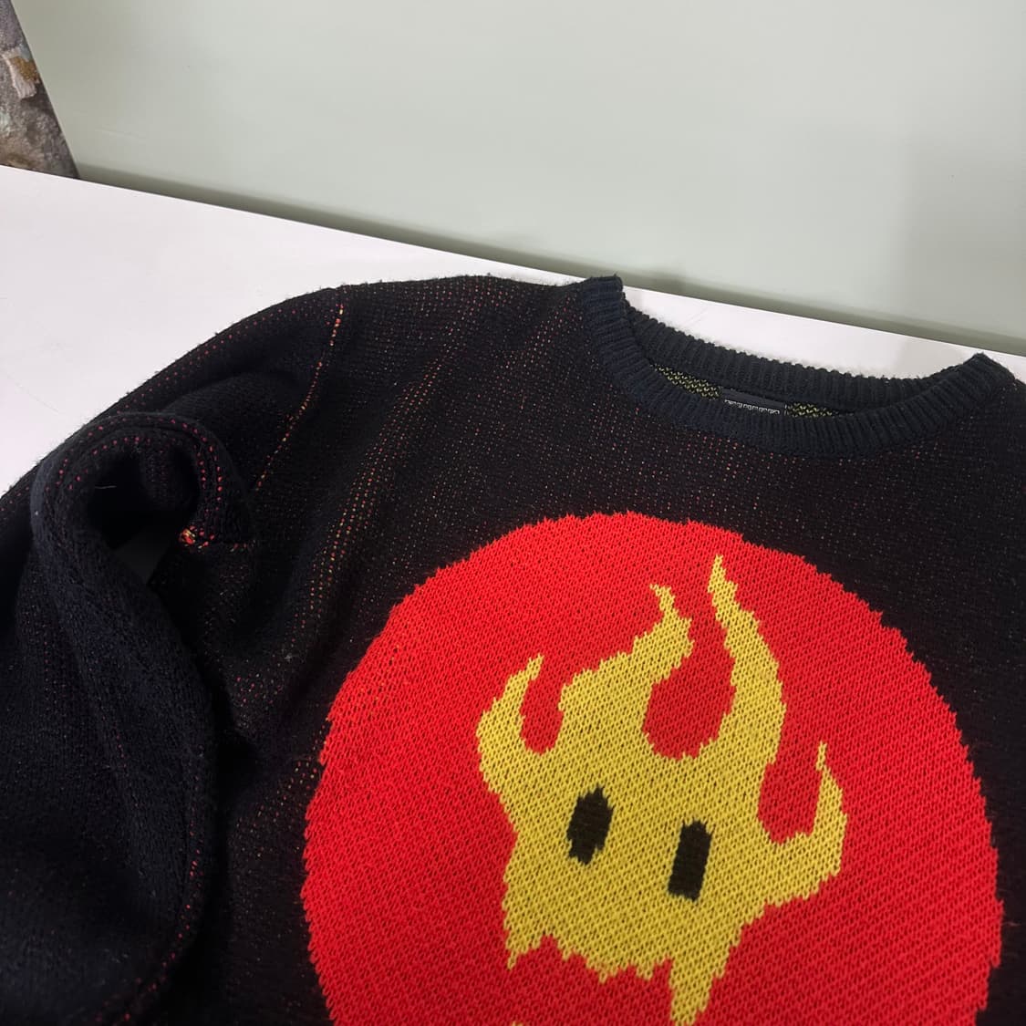 S 네스티팜 블랙 불꽃로고 니트 상품이미지2