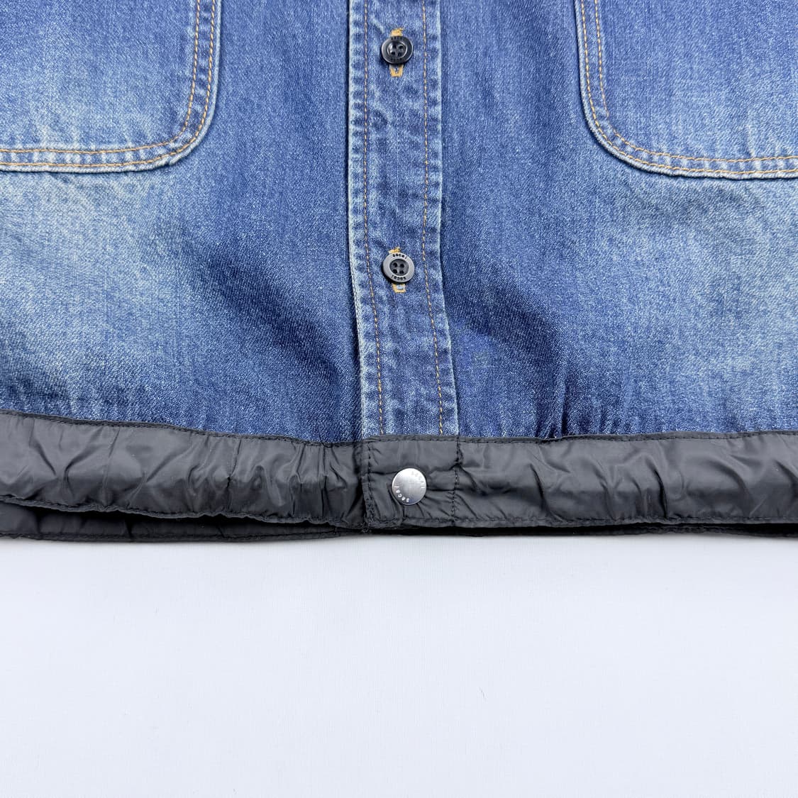 사카이 sacai 스트링 햄 데님 슬리브리스 셔츠 상품이미지4