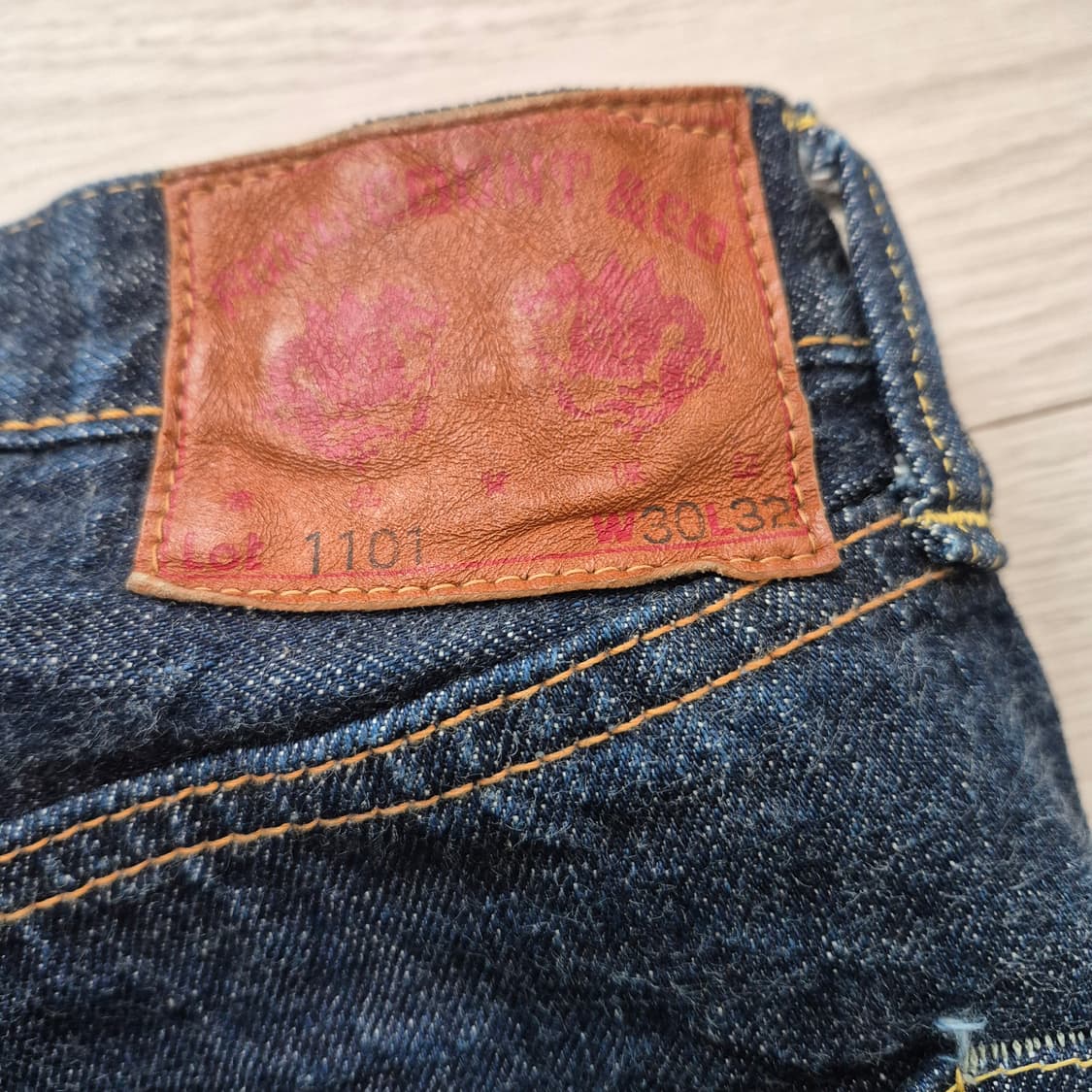 풀카운트 1101w 30사이즈 판매합니다. 상품이미지3