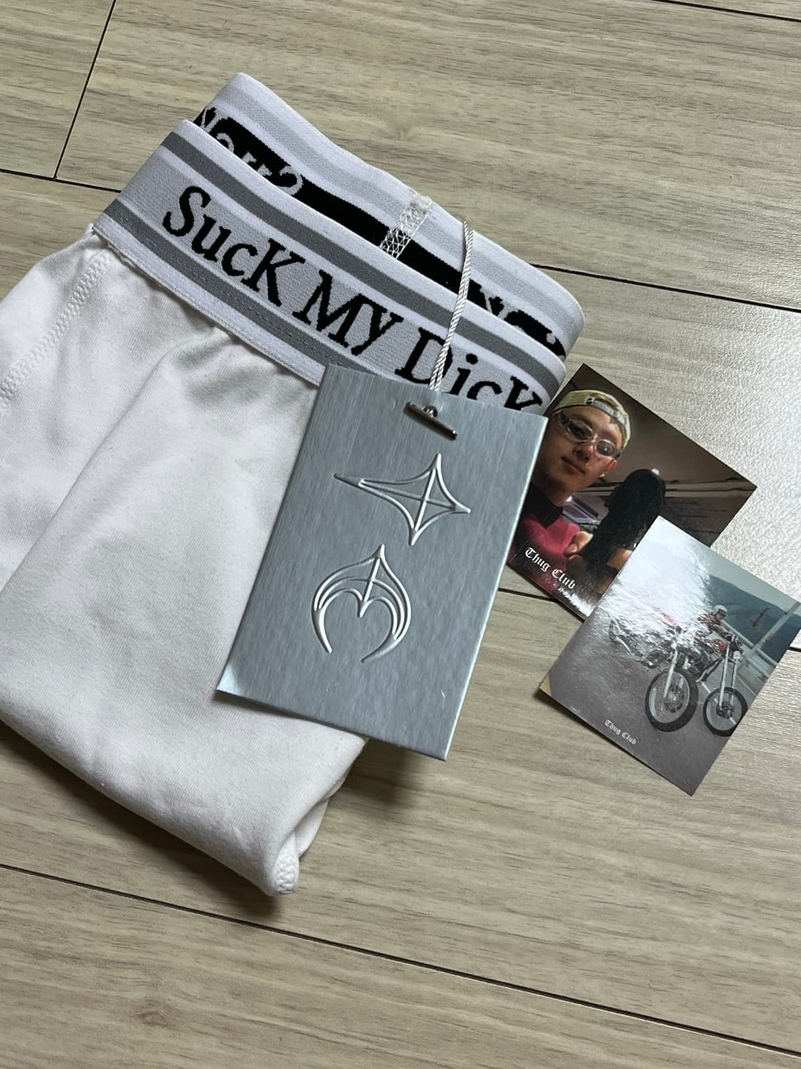 떠그클럽 화이트 드로즈 상품이미지1