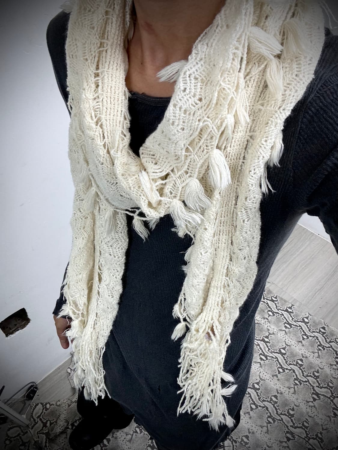 “Vintage” Fairy Mood Ivory Scarf 상품이미지1