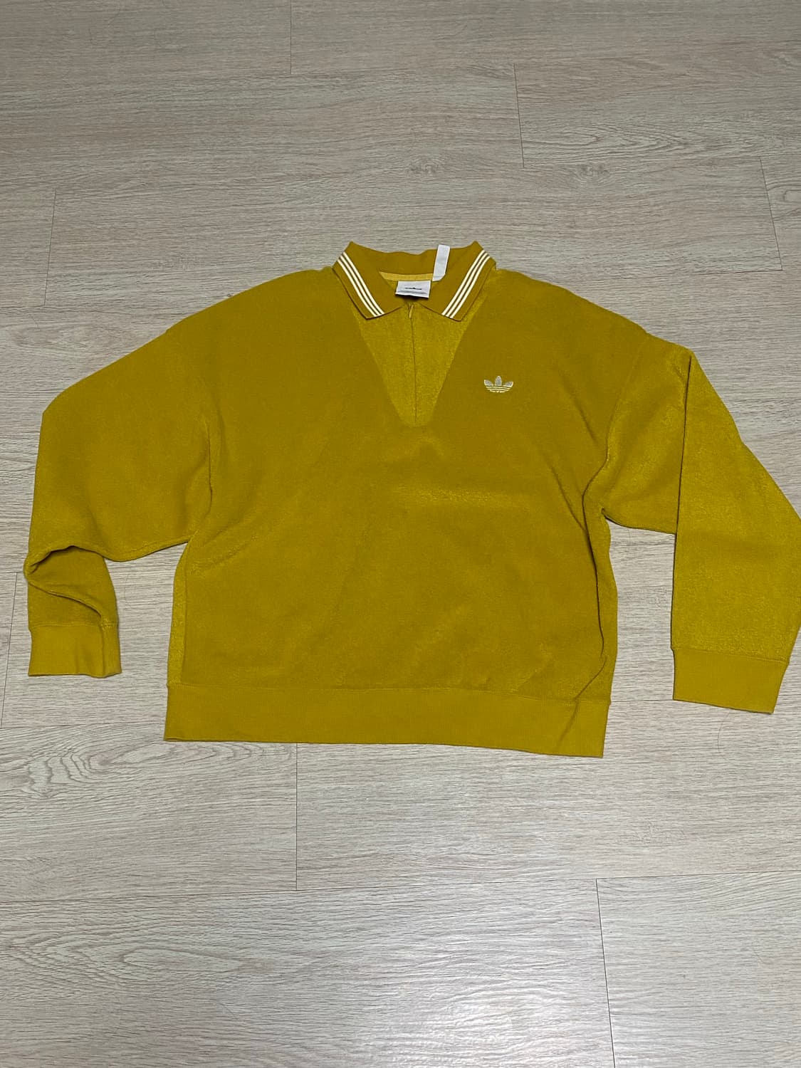아디다스 카라 풀오버 옐로우 상품이미지1