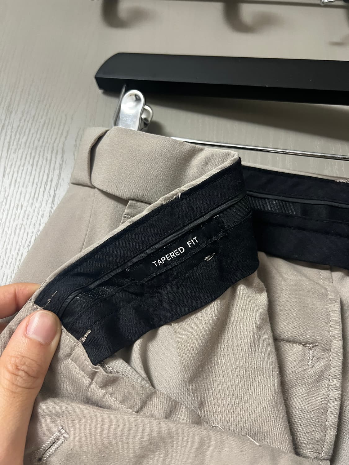 테이퍼드 히든 밴딩 크롭 슬랙스 상품이미지6