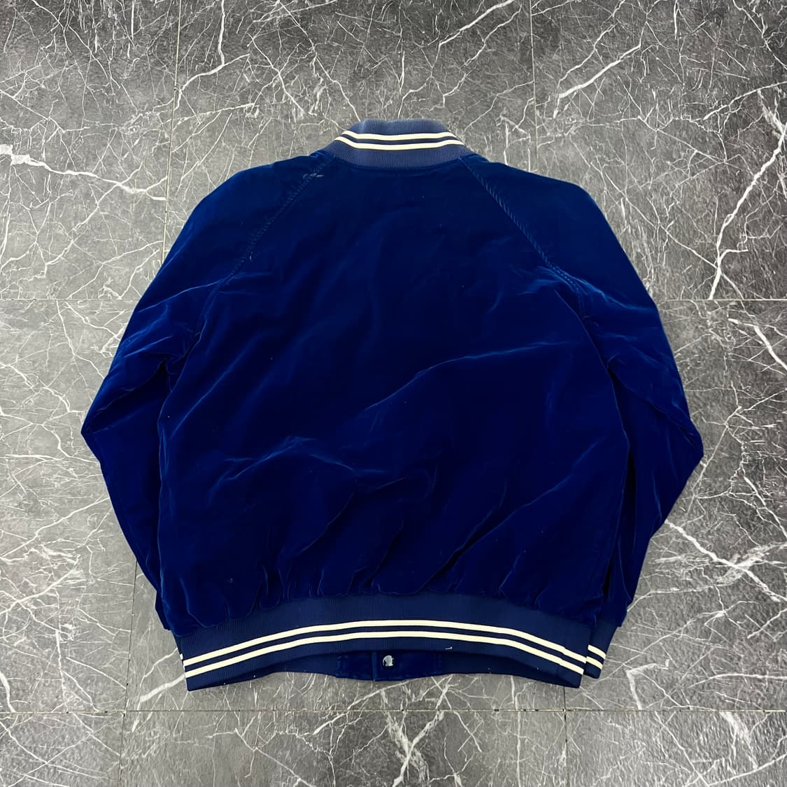 트리플 크라운 블루 벨벳 벨루어 바시티 자켓 상품이미지3