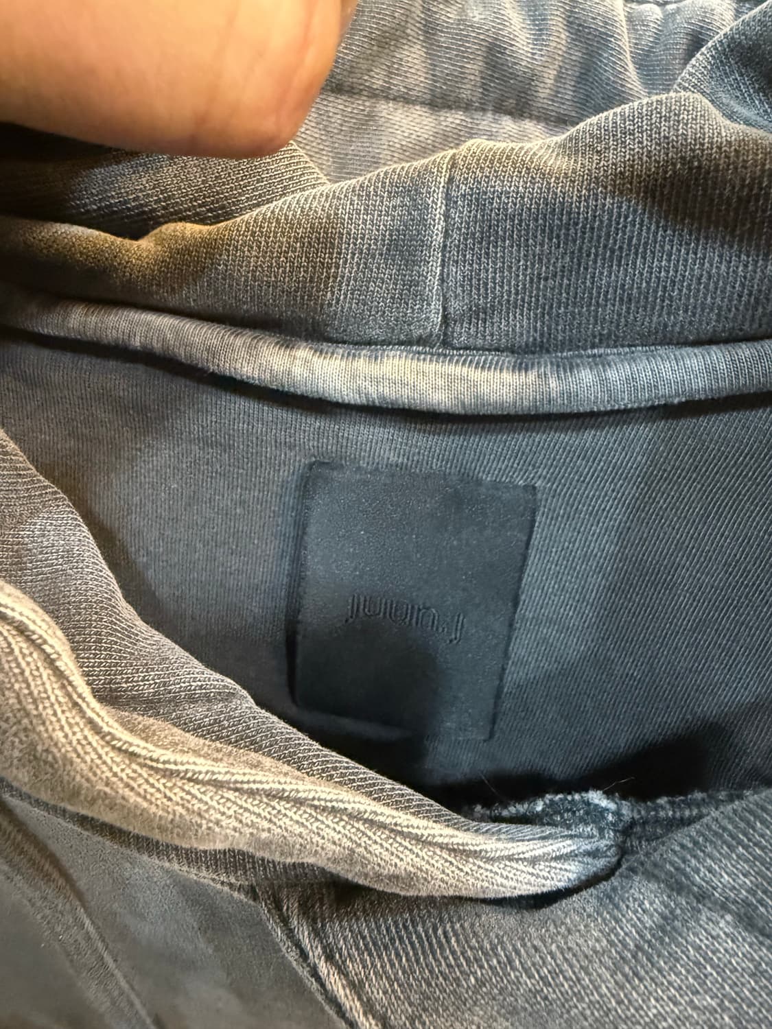 100-105/20fw 정품 준지 후드티 팝니다 상품이미지2