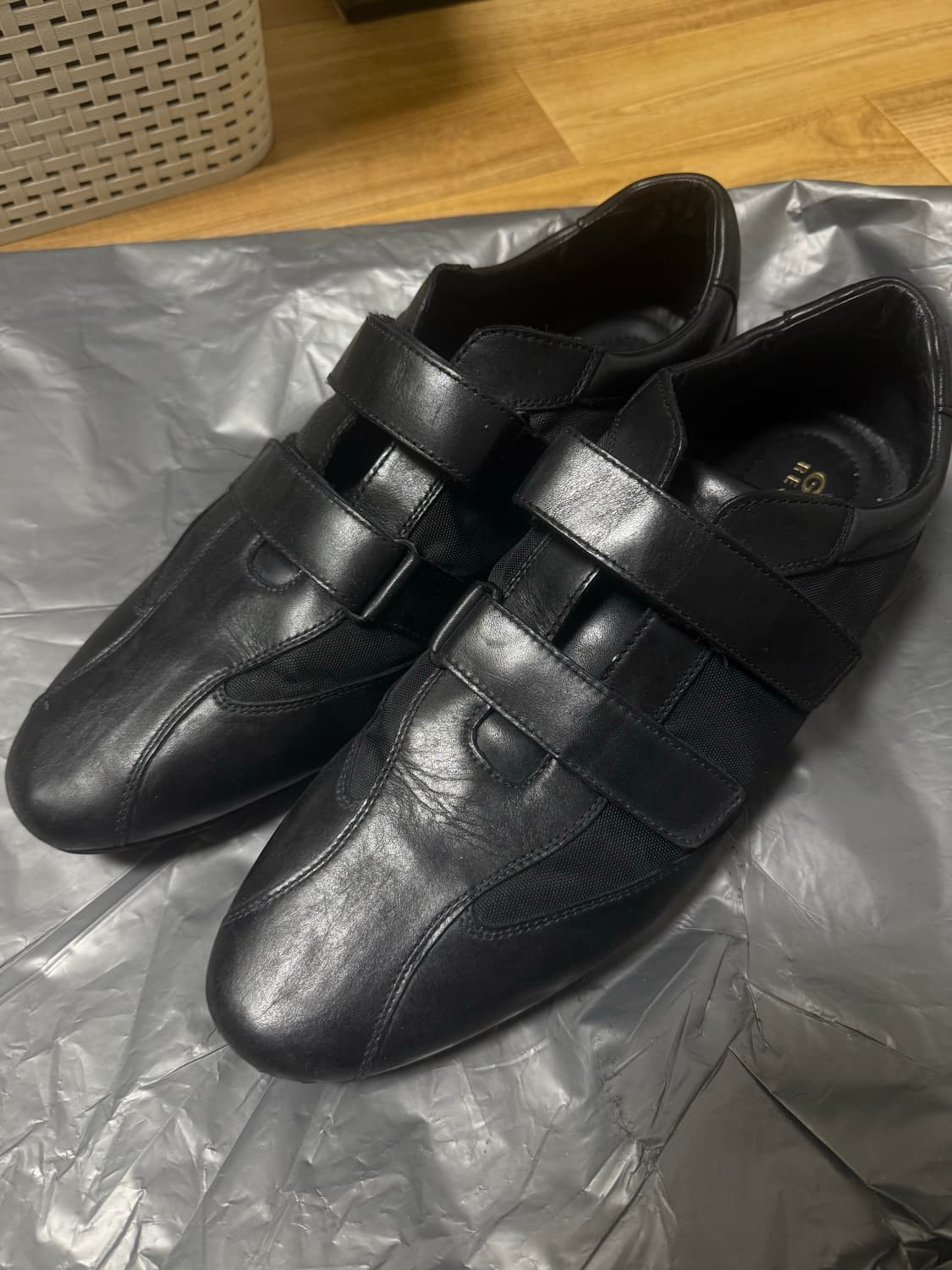 geox 벨크로 로퍼 블랙 280 상품이미지1