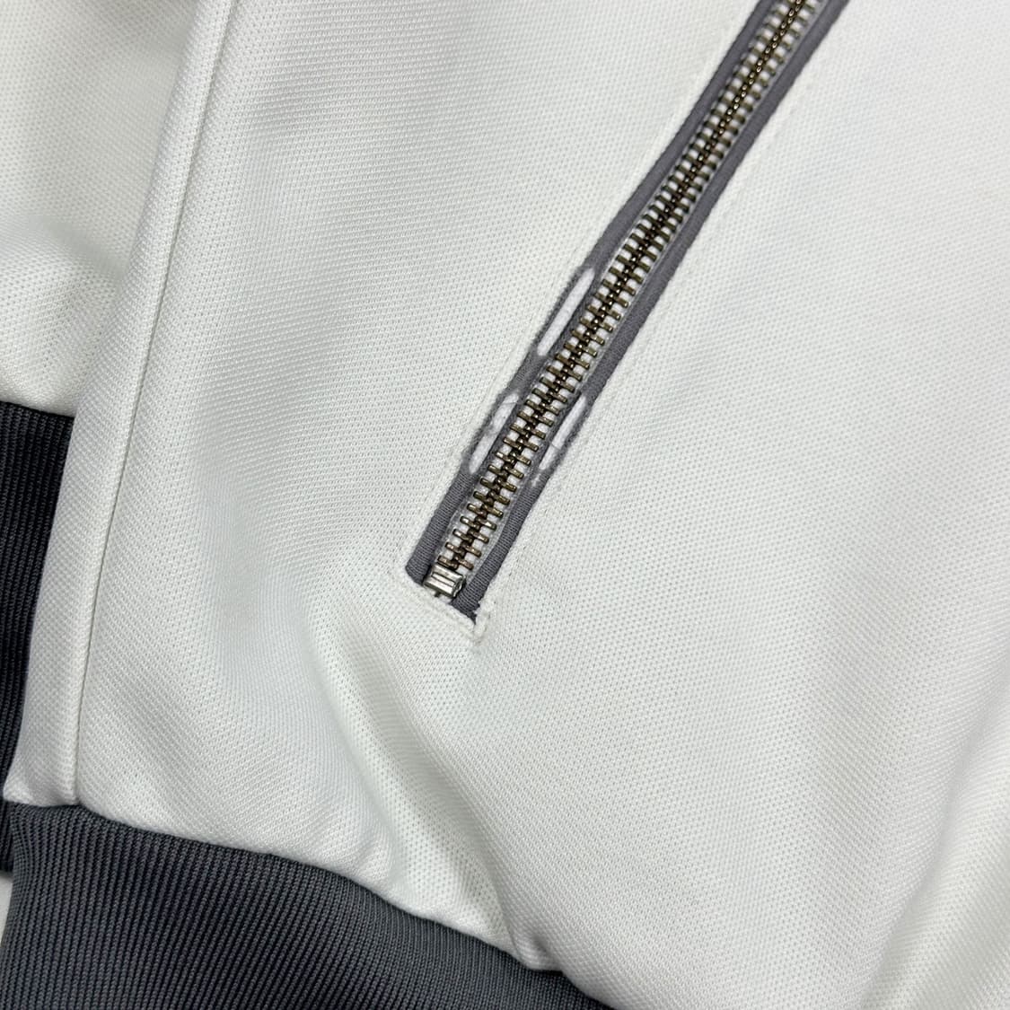 아디다스 x 베스파 오트밀 차콜 트랙탑 져지 (L) 상품이미지7