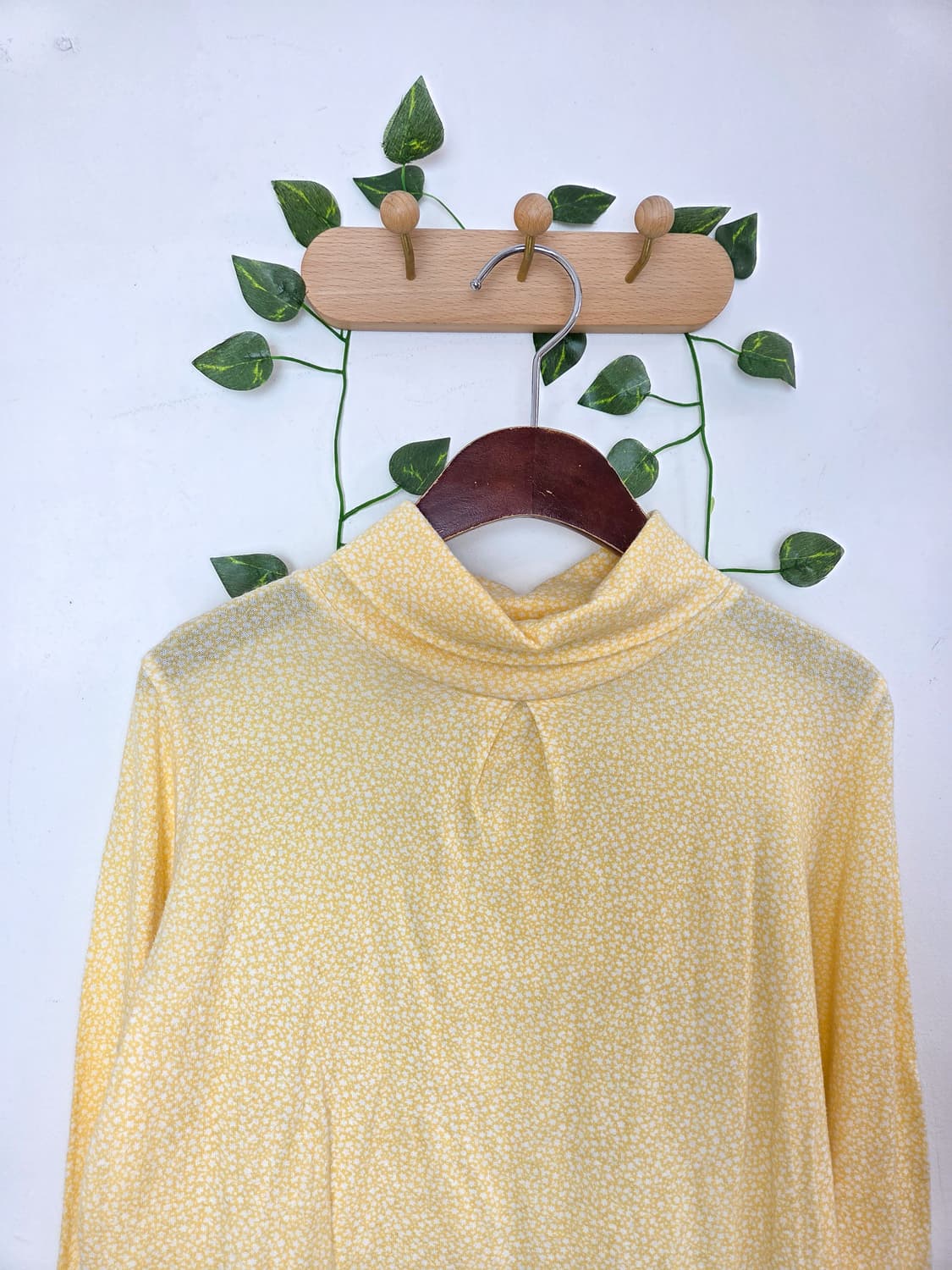 노랑 잔꽃 목폴라 슬리브 상품이미지2