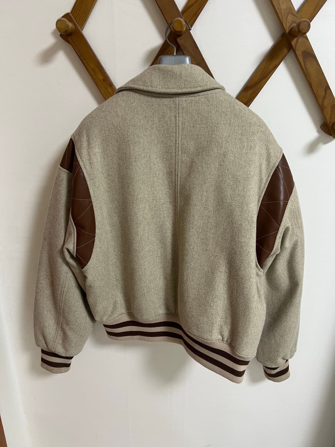 벌스데이수트 바시티 자켓 상품이미지2