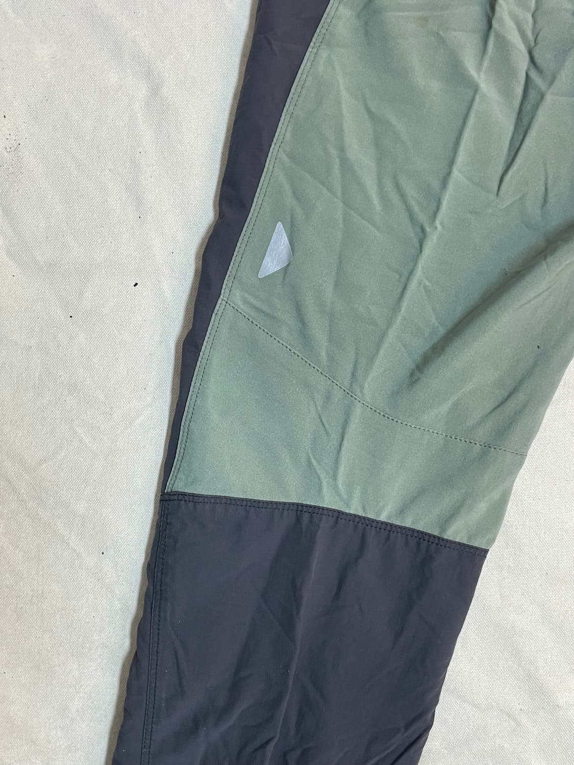 마운틴하드웨어 트랙팬츠  상품이미지9