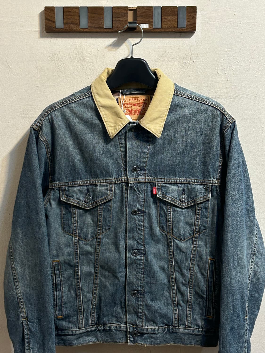 리바이스 70518 코듀로이 카라 트러커 자켓 상품이미지2