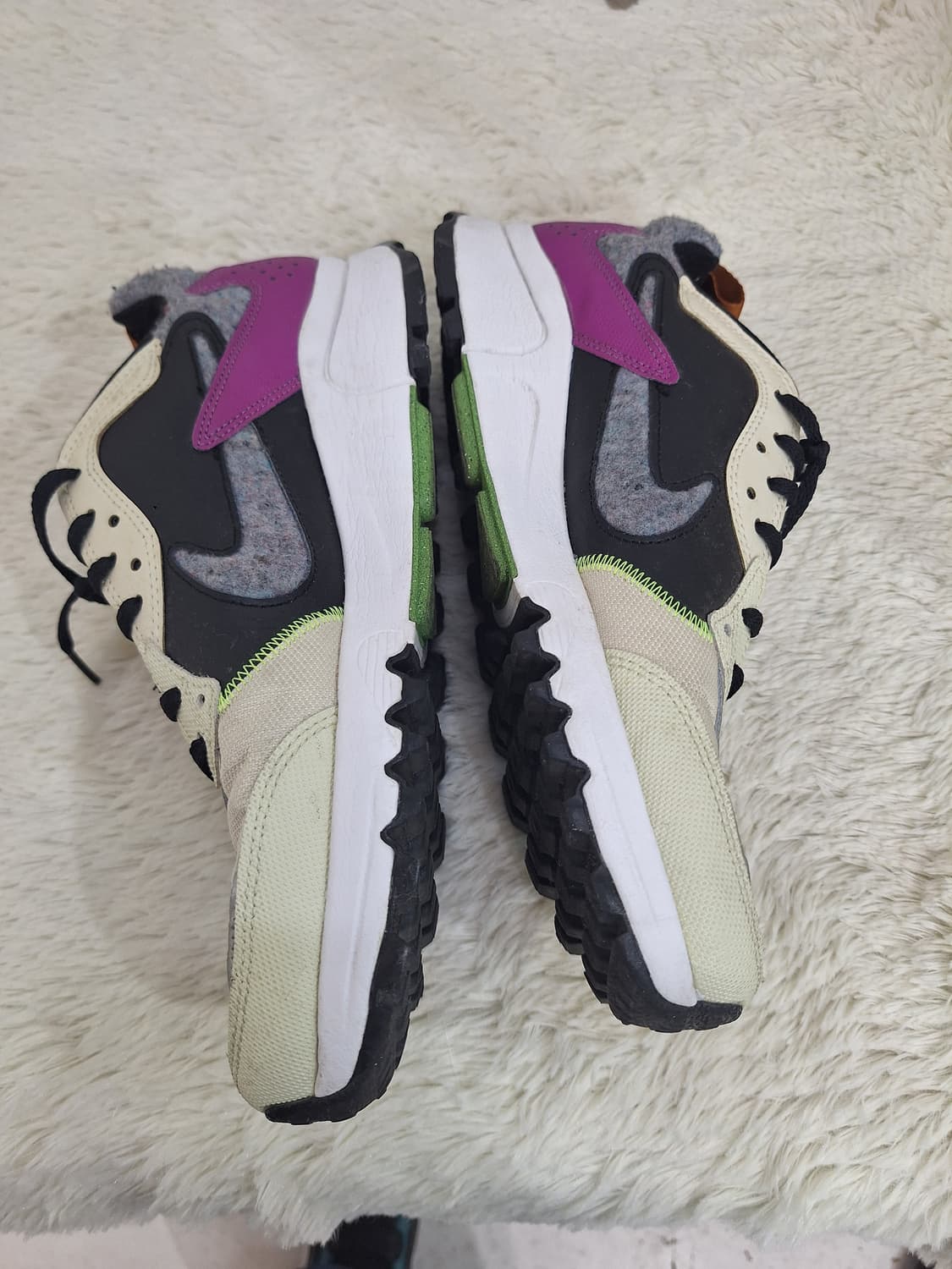 톰브라운 스니커즈 상품이미지2