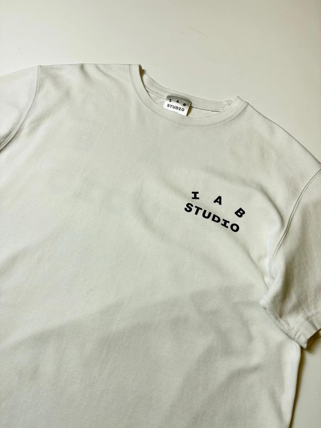 아이앱스튜디오 빅로고 베이직 반팔 티셔츠 PN8600 상품이미지2