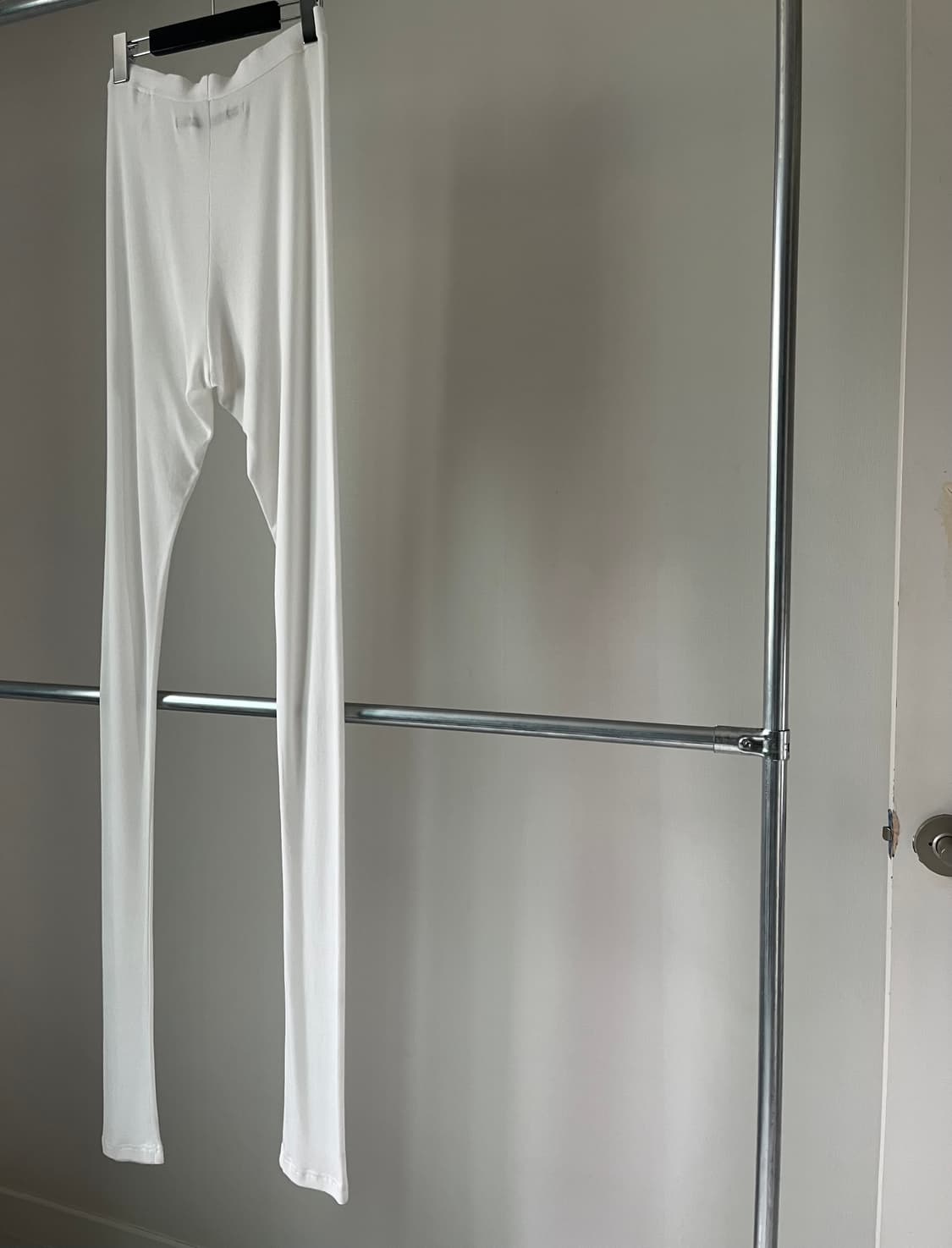 Julius Exhibition Sample White Leggings  상품이미지2