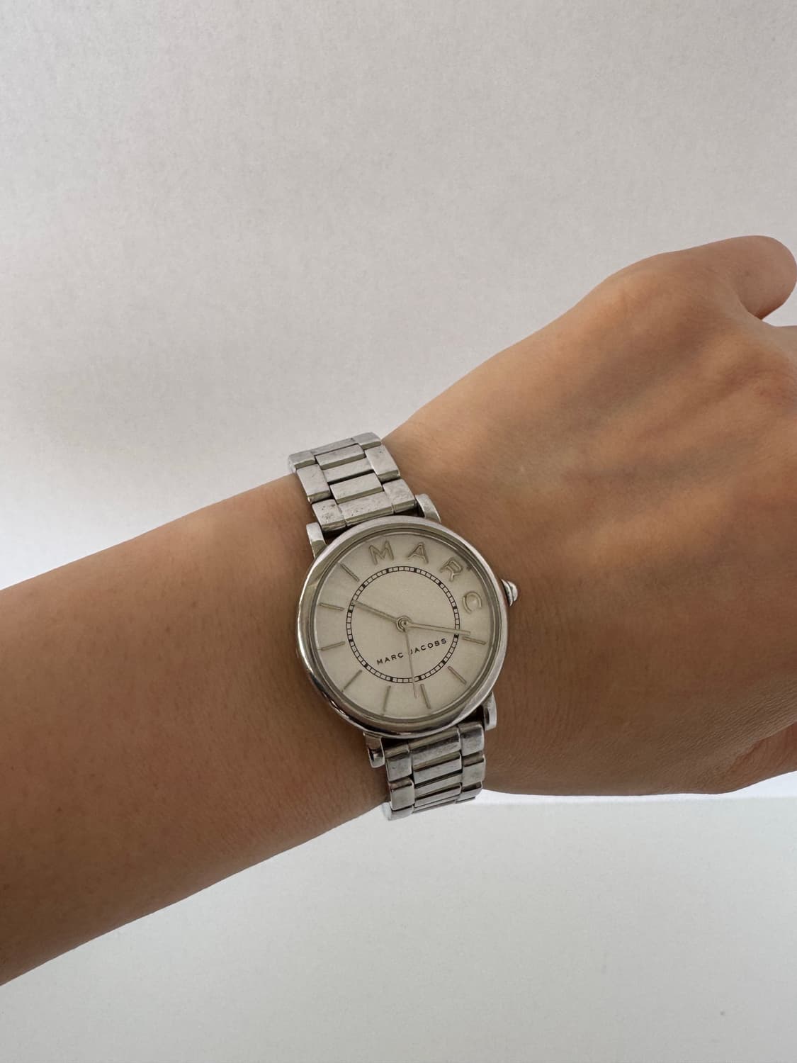 마크 제이콥스(Marc Jacobs) 실버 메탈 시계 상품이미지1