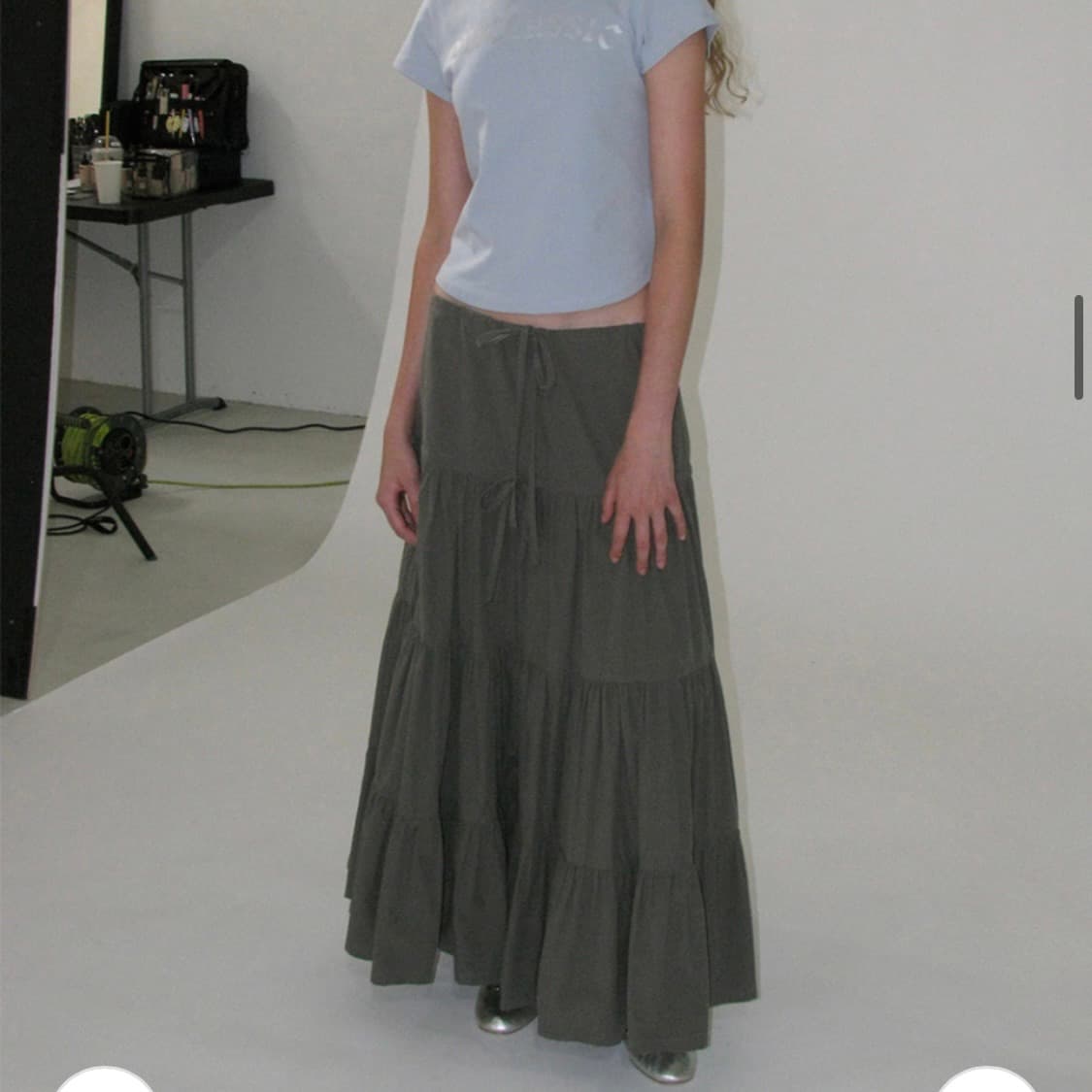 파르티멘토우먼 보우 스트랩 셔링 티어드 맥시 스커트 상품이미지4