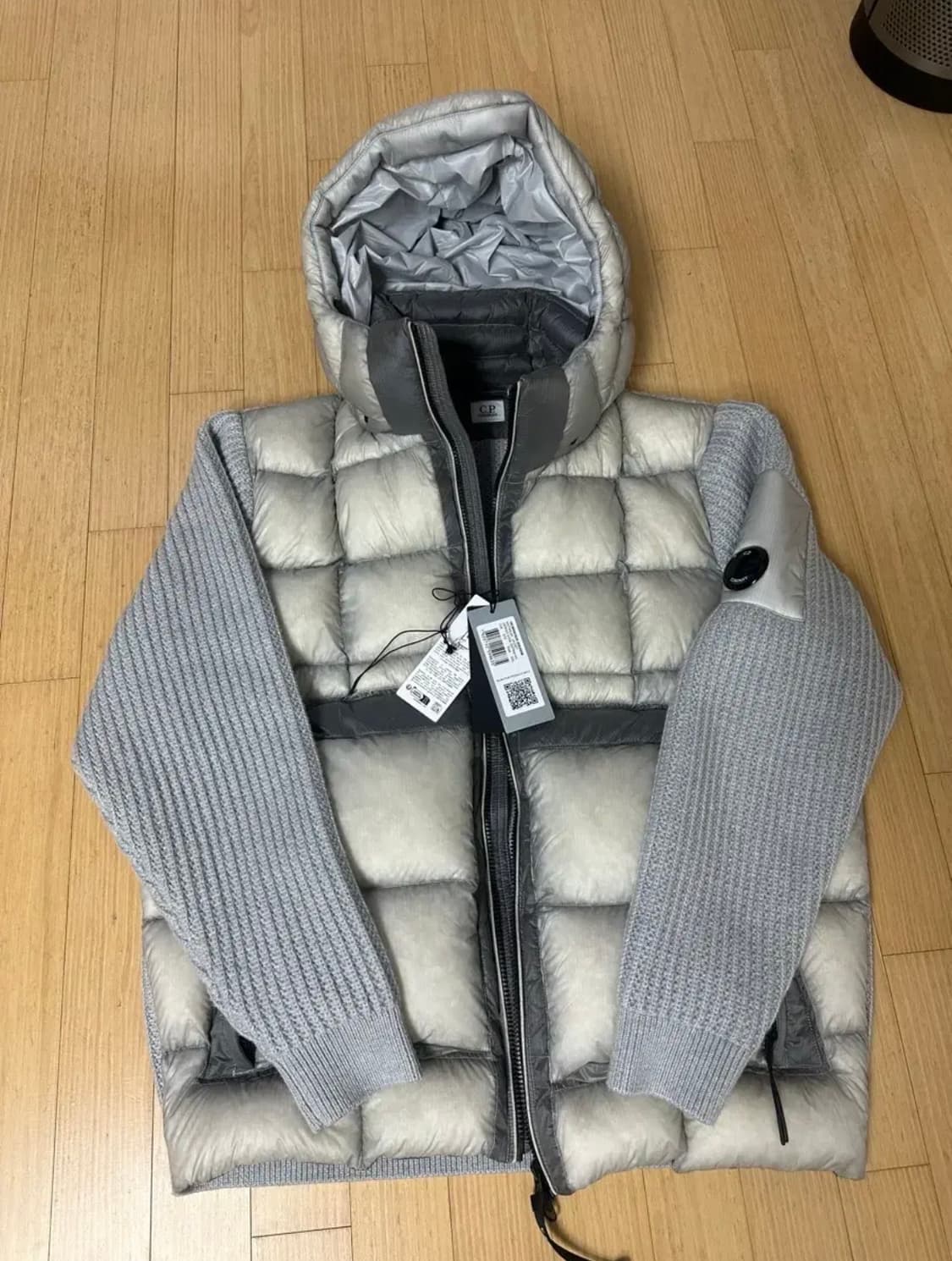 (XXL) 25FW CP 컴퍼니 dd쉘 니트 패딩 (코리안익스클루시브 상품이미지1