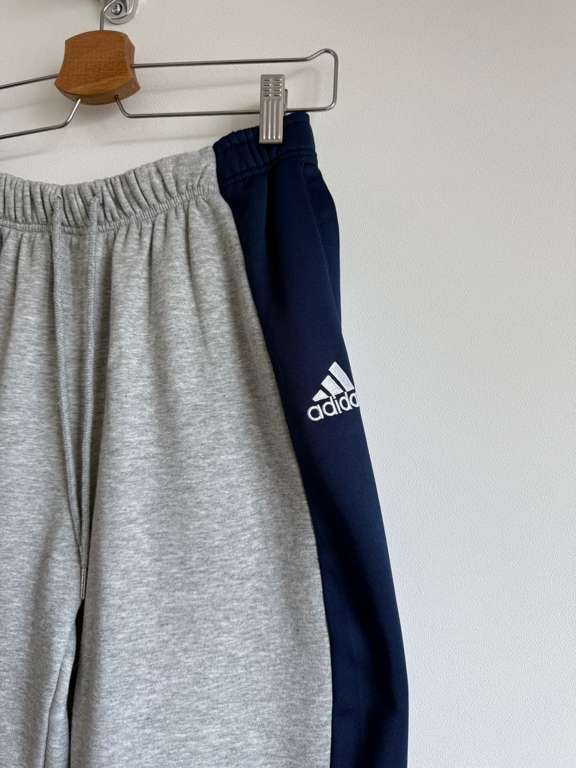 아디다스(adidas) 리메이크 트레이닝 팬츠 상품이미지2