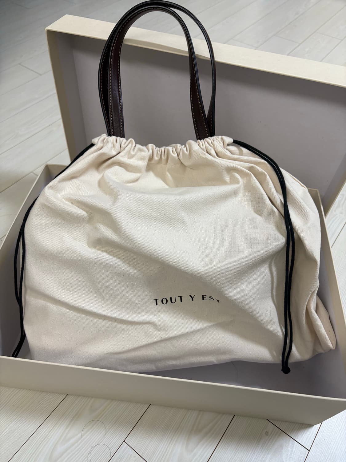 투티에 로케백 롱핸들 브라운 상품이미지5