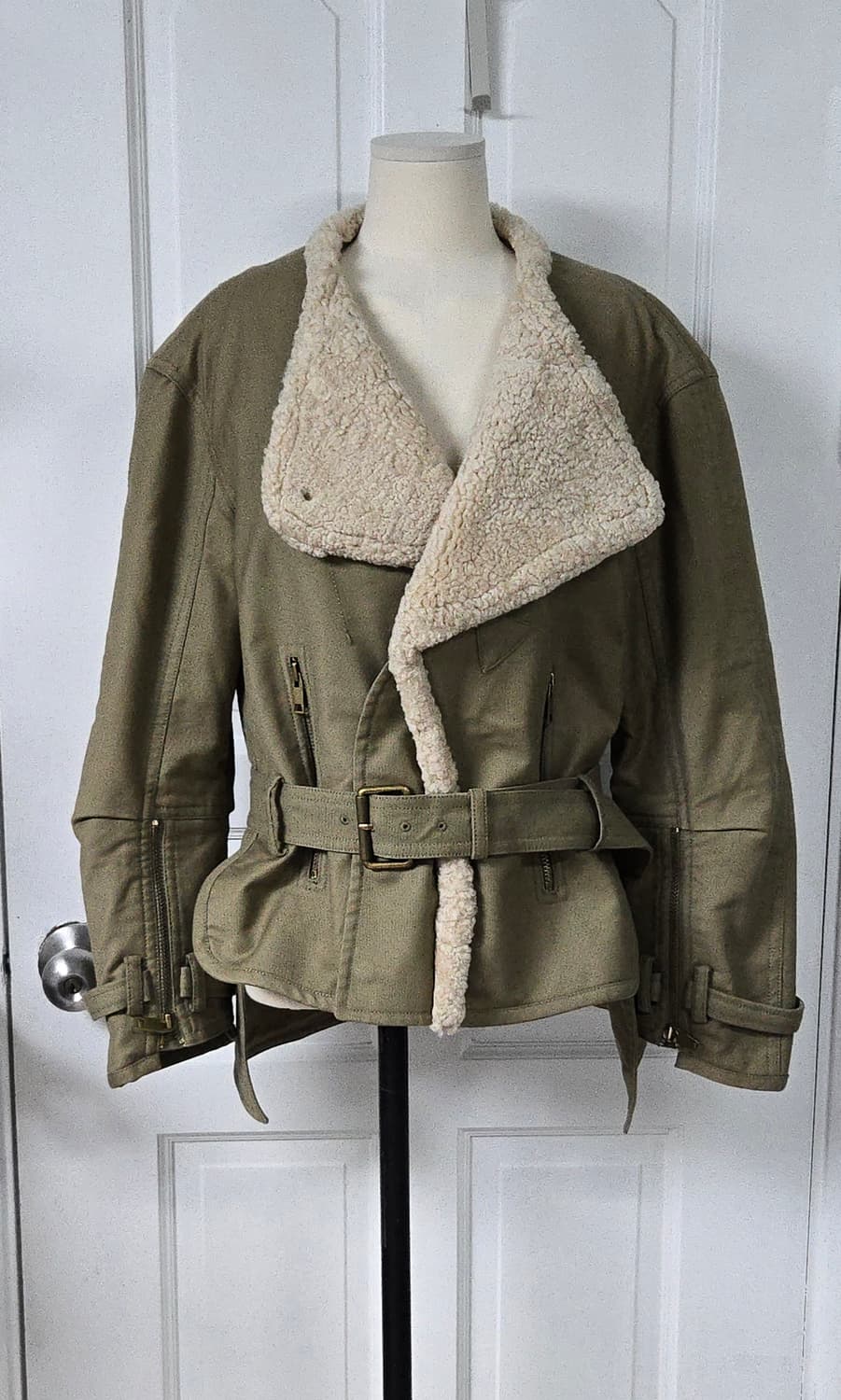 한섬 시스템 양털카라 자켓 상품이미지1