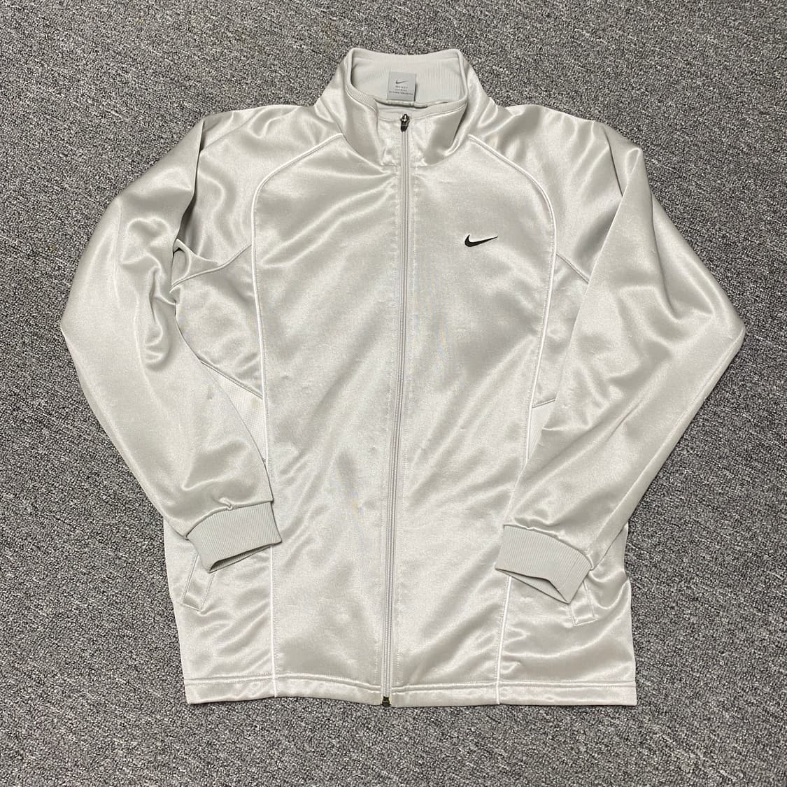 나이키 00s 실버 트랙탑 상품이미지1