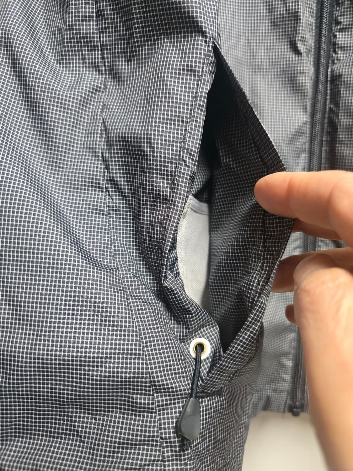 나이키 경량 바람막이 M 상품이미지5