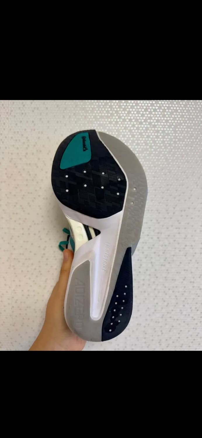 아디제로 보스턴13 클라우드 화이트 상품이미지3