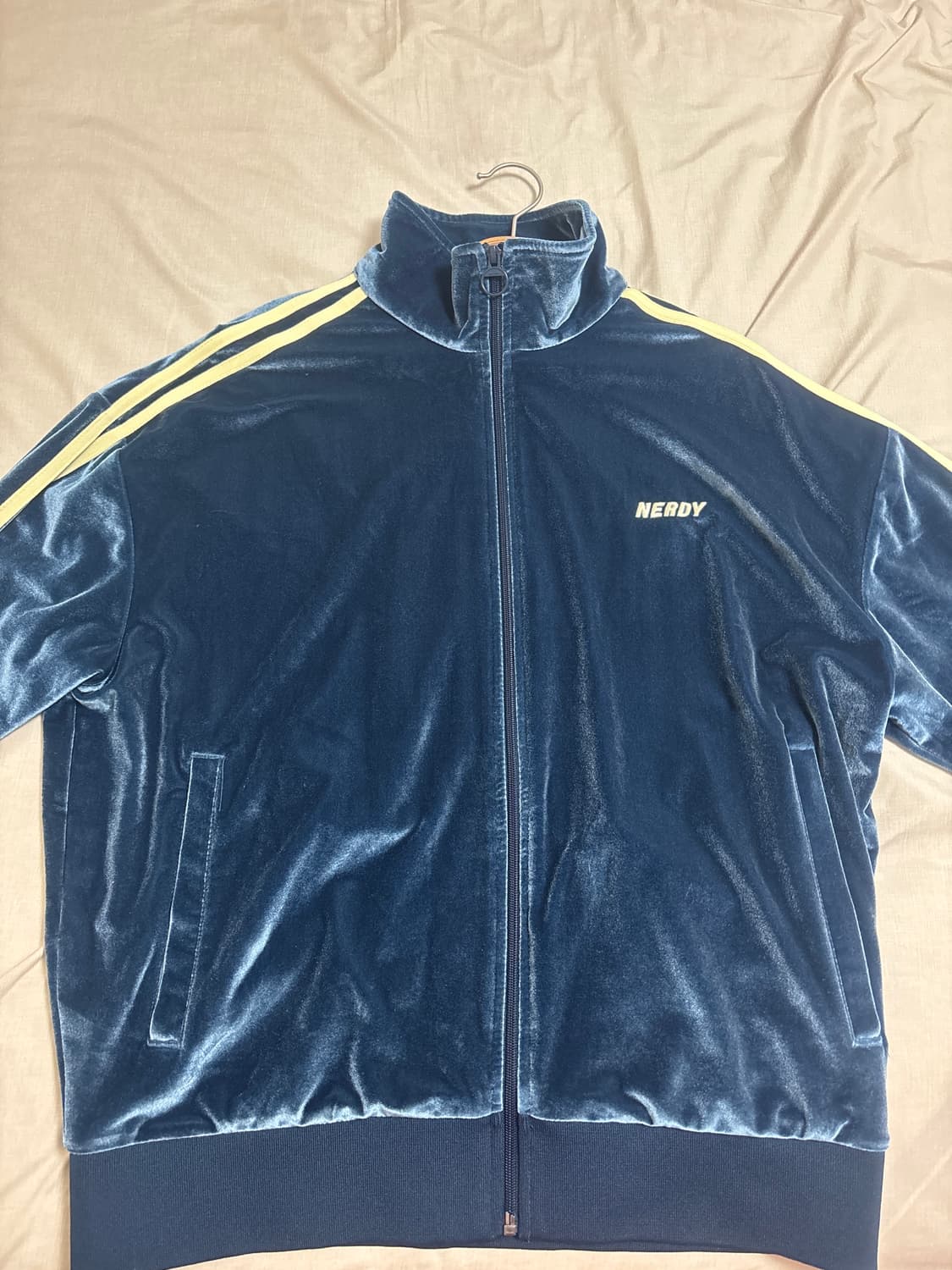 널디 벨벳 져지 트랙탑 네이비 상품이미지1