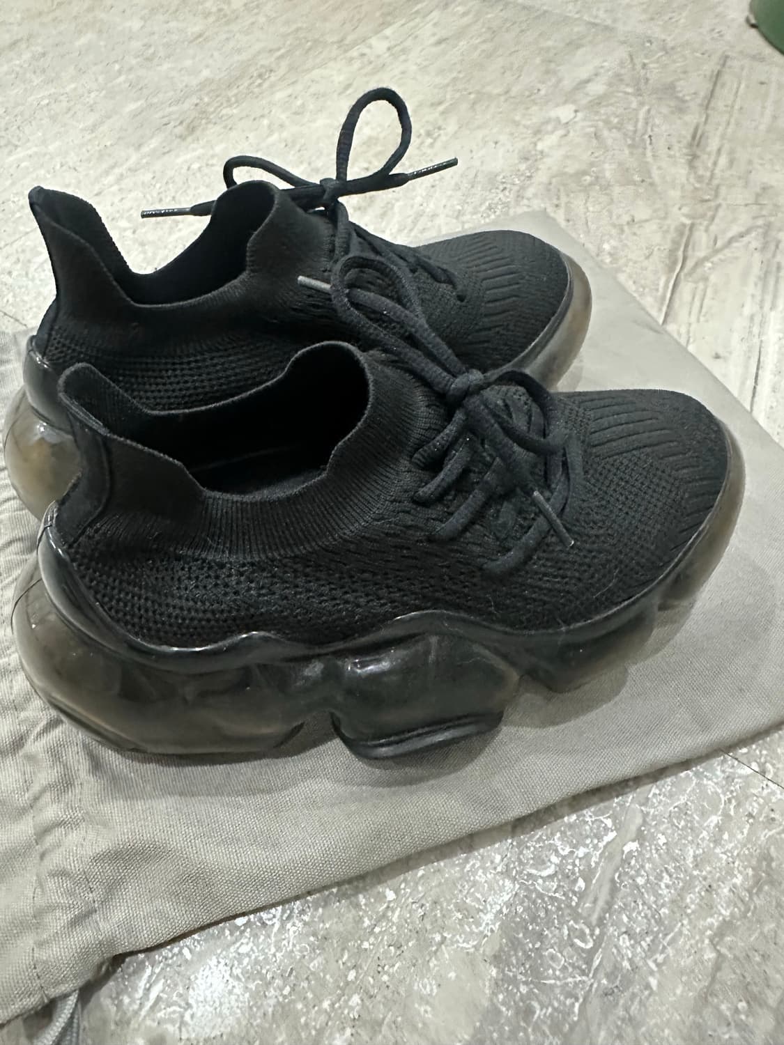 grounds 무피 블랙 37 240  상품이미지3