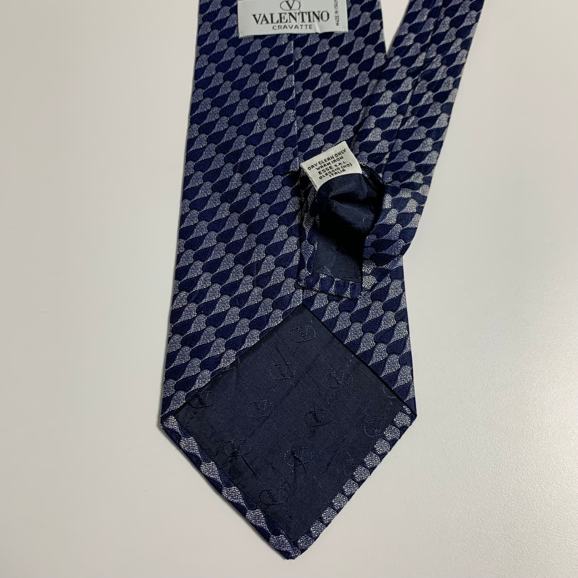 발렌티노(VALENTINO) 명품 이태리 100실크넥타이 A+등급 상품이미지7