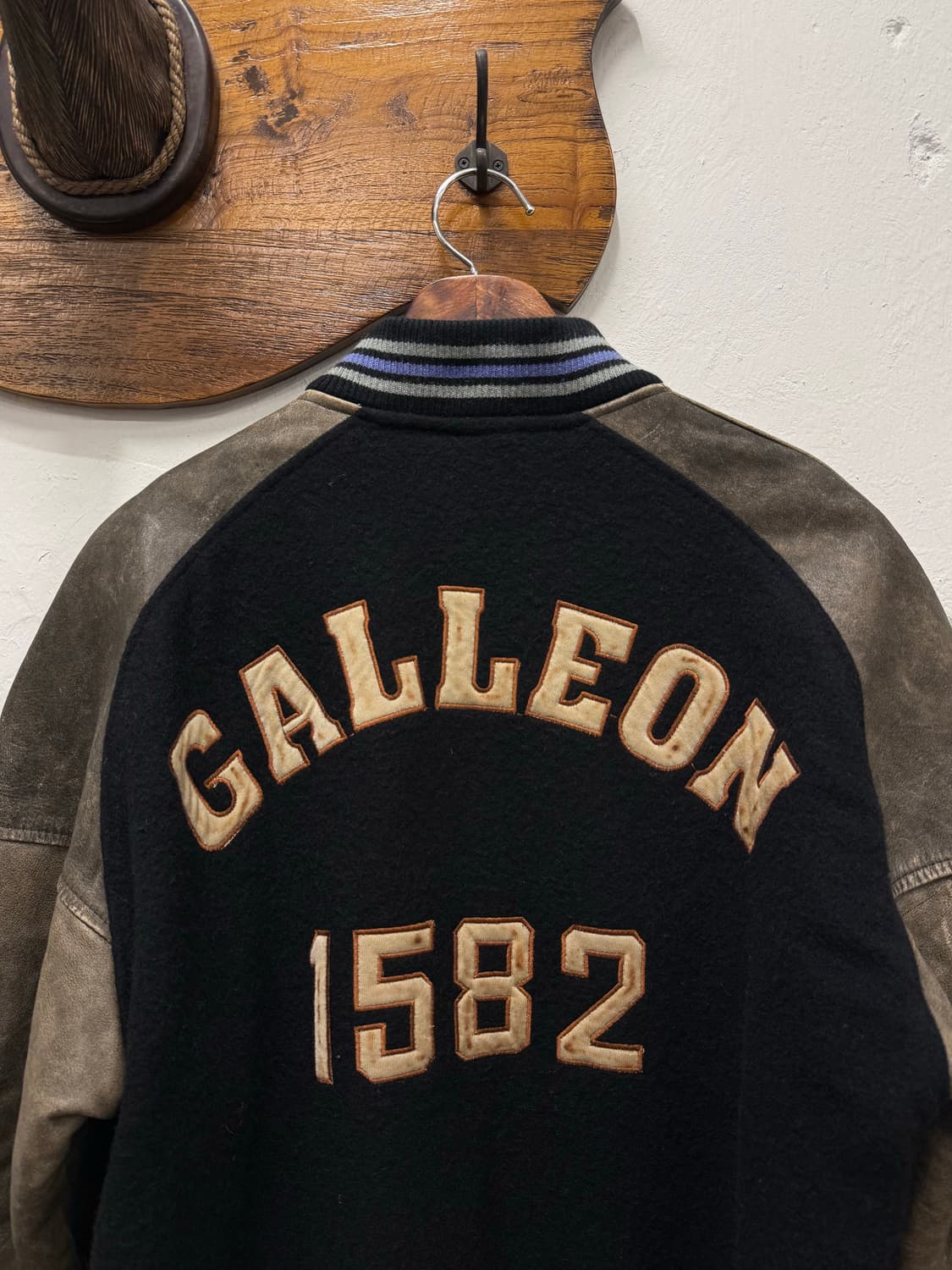 M) JAPAN Silk Road Homme  Leather Arm Va 상품이미지2