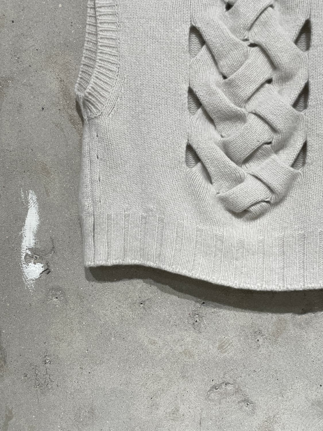 시스템 아이보리 미들 케이블 니트 베스트 상품이미지4