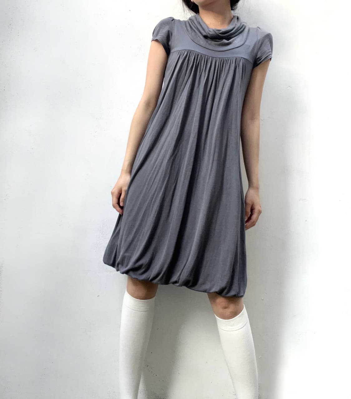 Draped neck grayish dress 상품이미지6