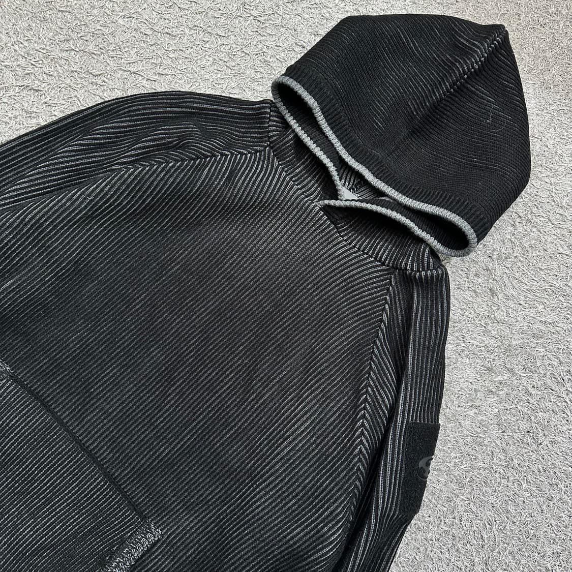 [105] 산산기어 니트후드티 상품이미지1