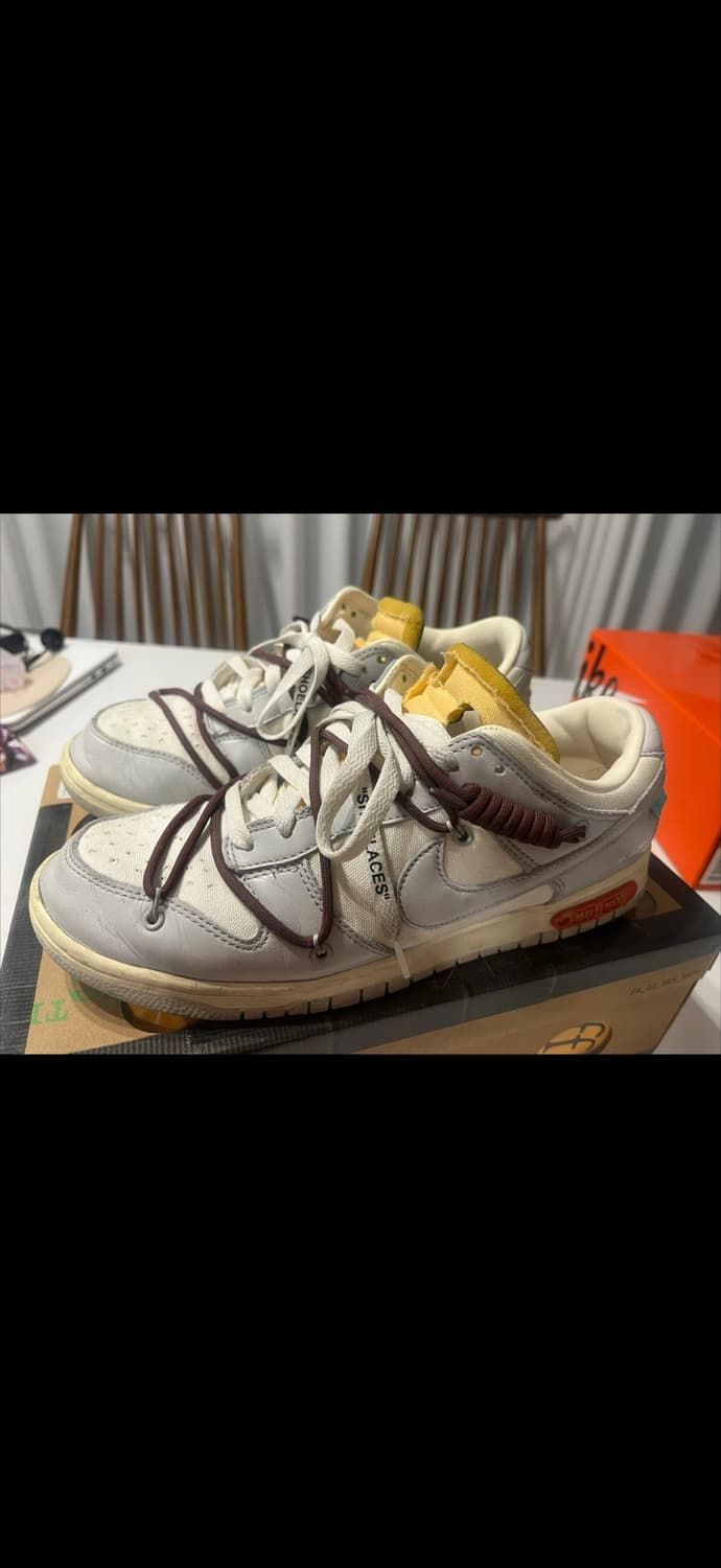 Nike x Off-White Dunk Low The 50 - Lot 4 상품이미지2