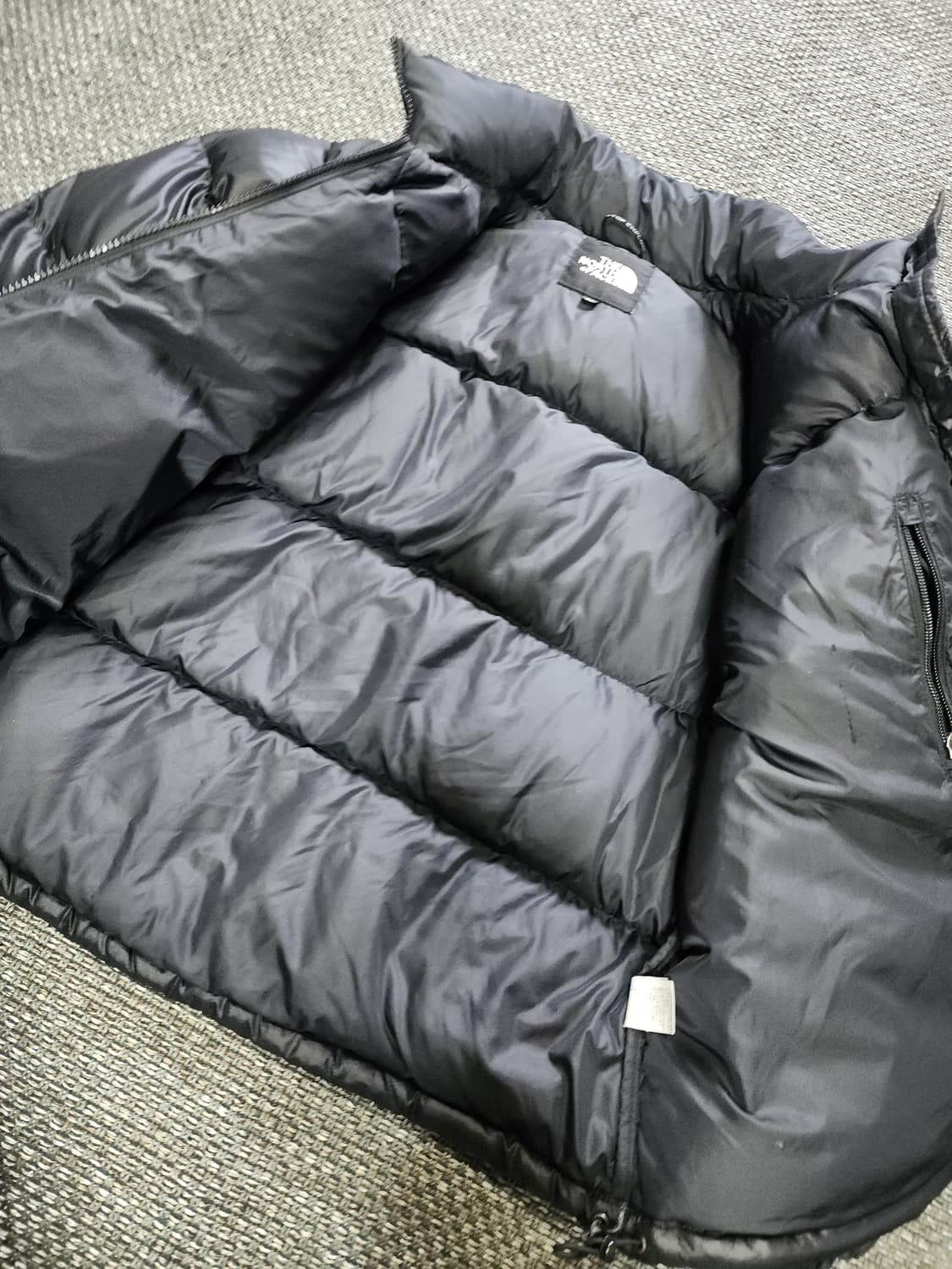 여성 노스페이스 눕시 패딩 블랙 85사이즈  상품이미지8