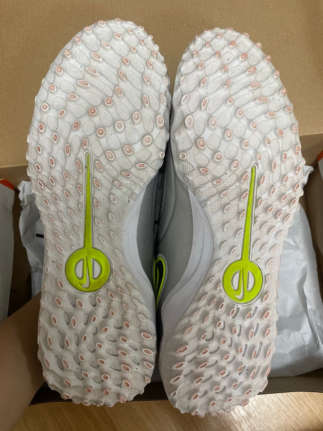 나이키 풋살화/축구화 레전드 10 프로 TF 상품이미지2