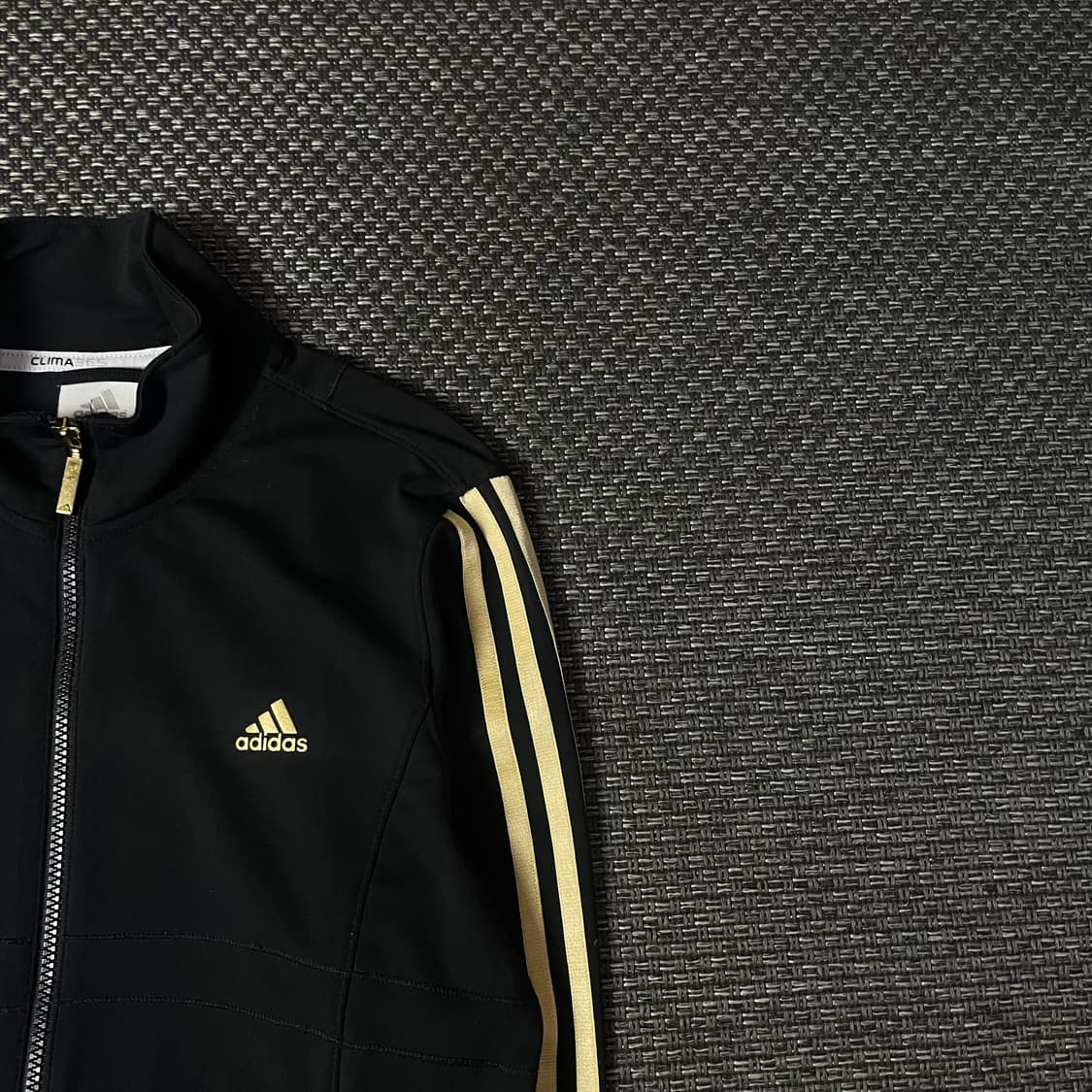아디다스 블랙 골드 삼선 트랙탑 져지 90 상품이미지3