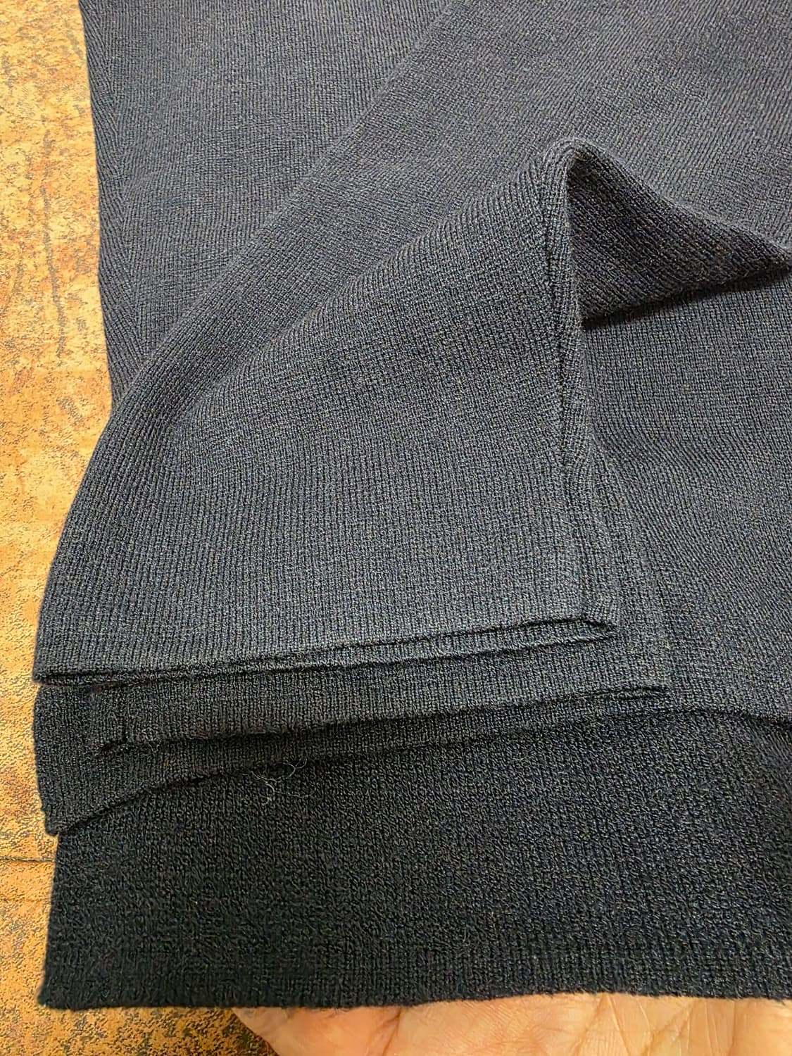 247 시리즈 라운드넥 포켓 니트 100 상품이미지5