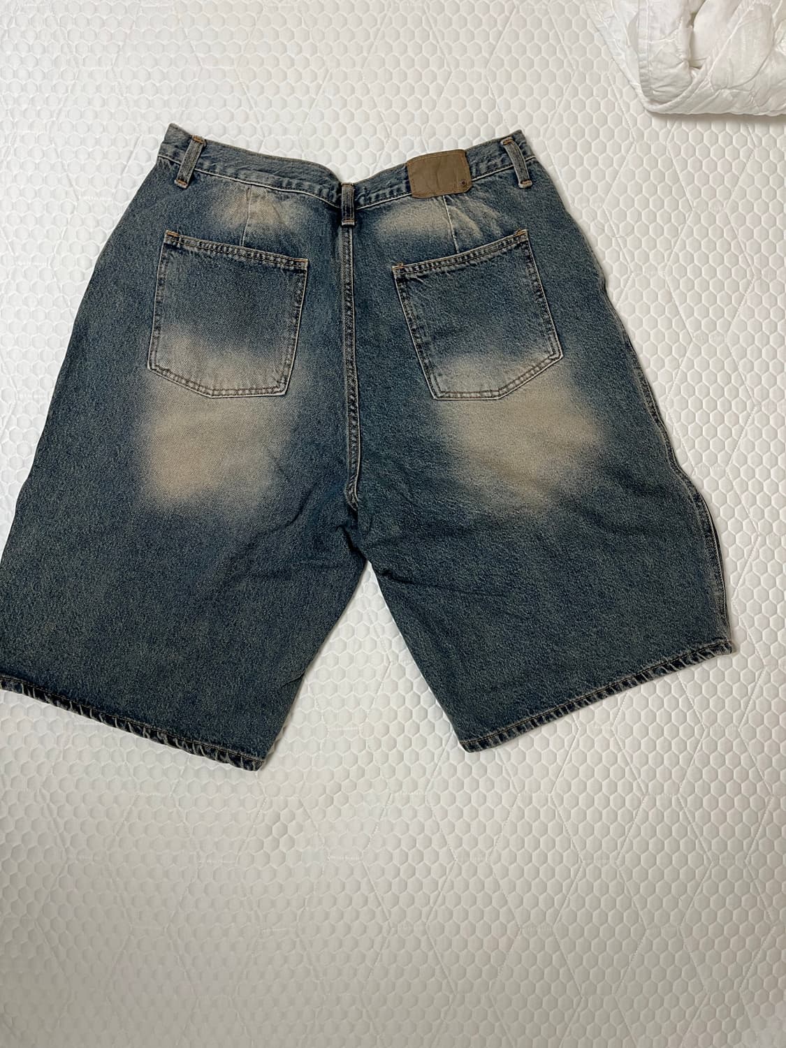 워싱 데님 버뮤다 팬츠 상품이미지2