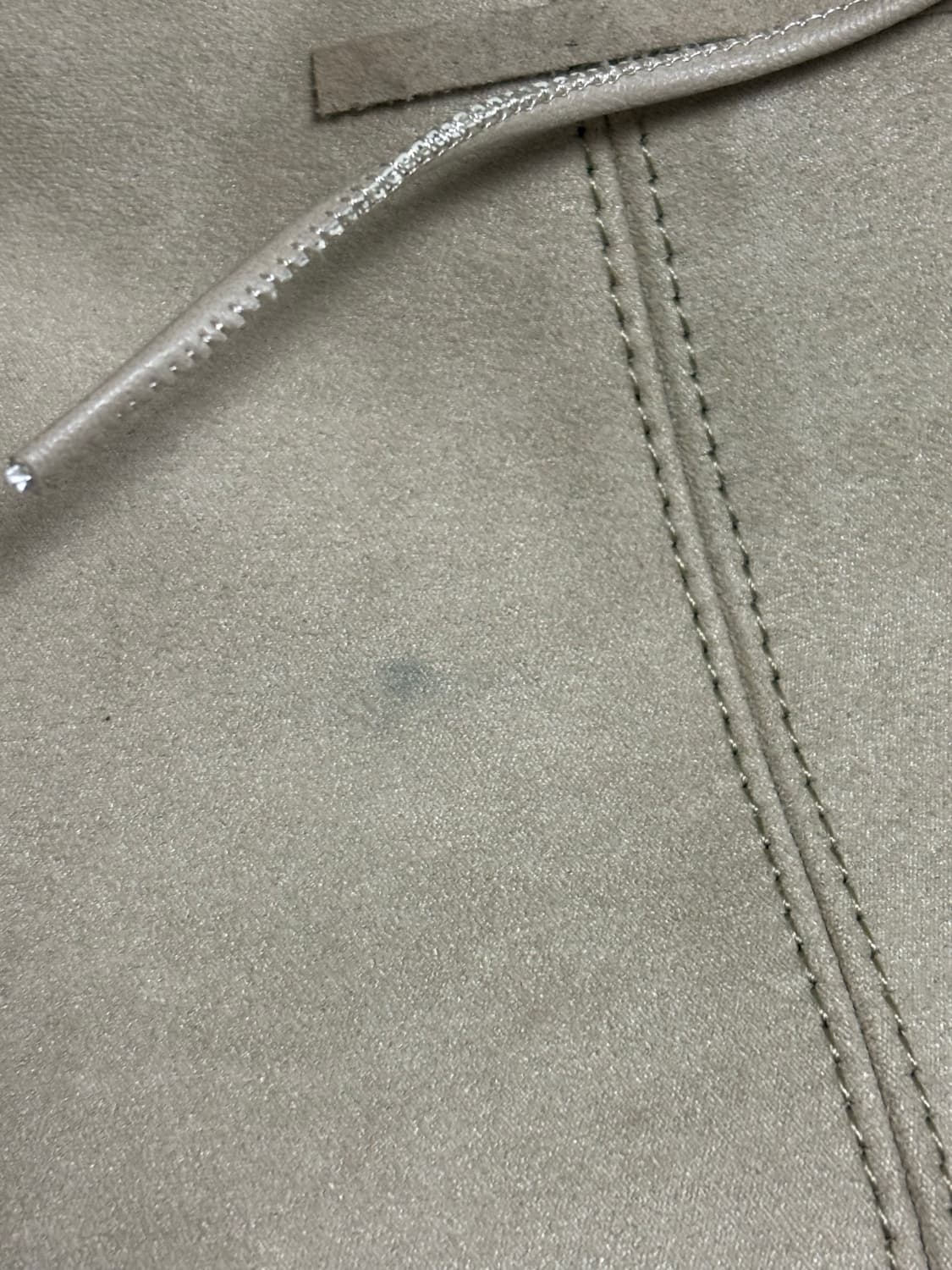 스컬프터 스트링 프린지 호보백 베이지 상품이미지3