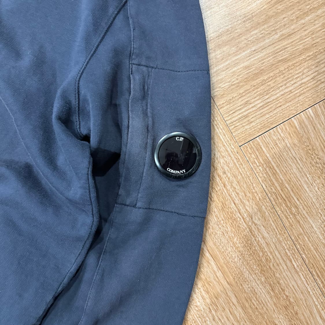 씨피컴퍼니 고글 후드집업 상품이미지4