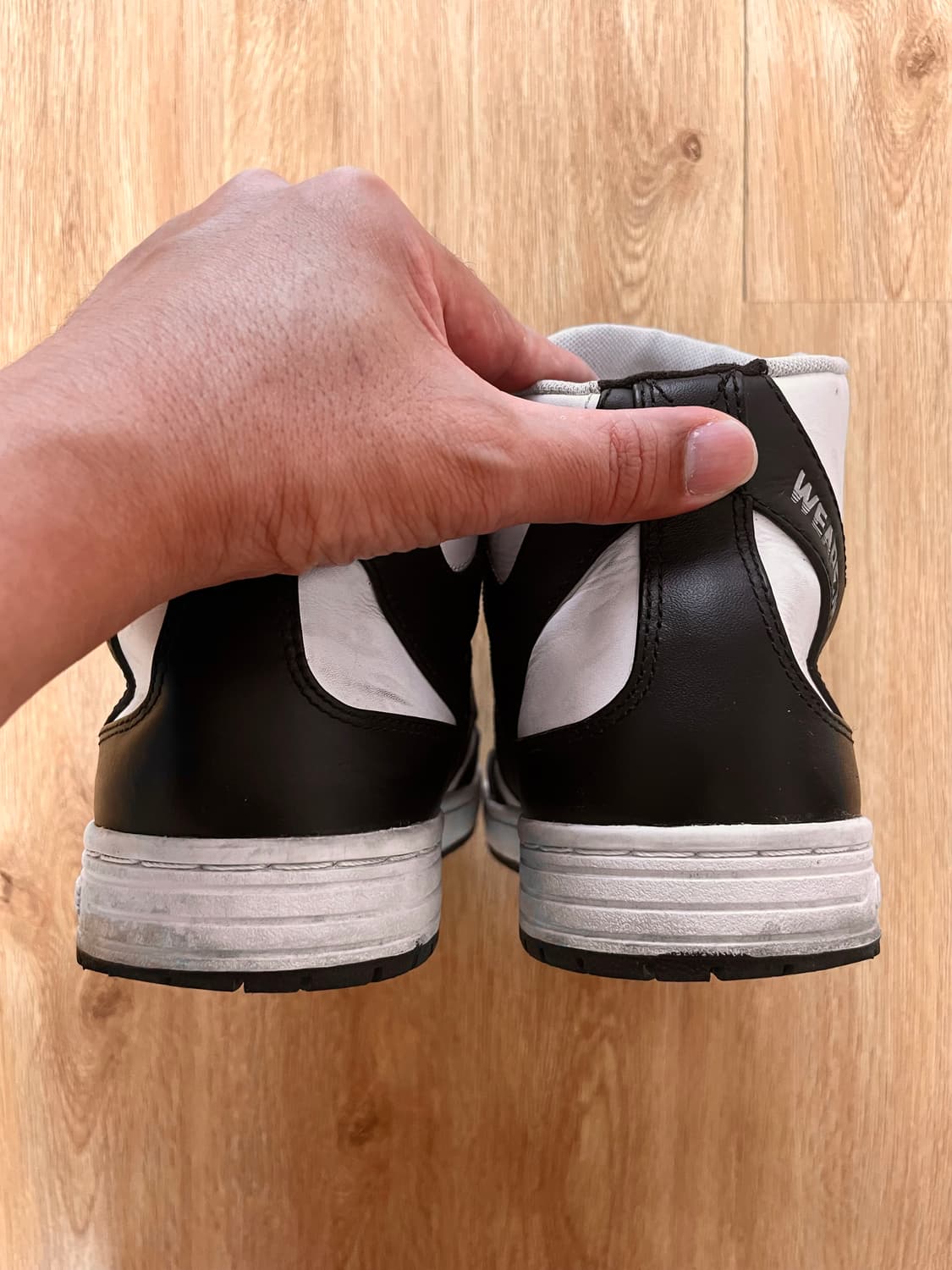 이제는 단종된 컨버스 웨폰 86 og 검/흰 범고래 상품이미지5