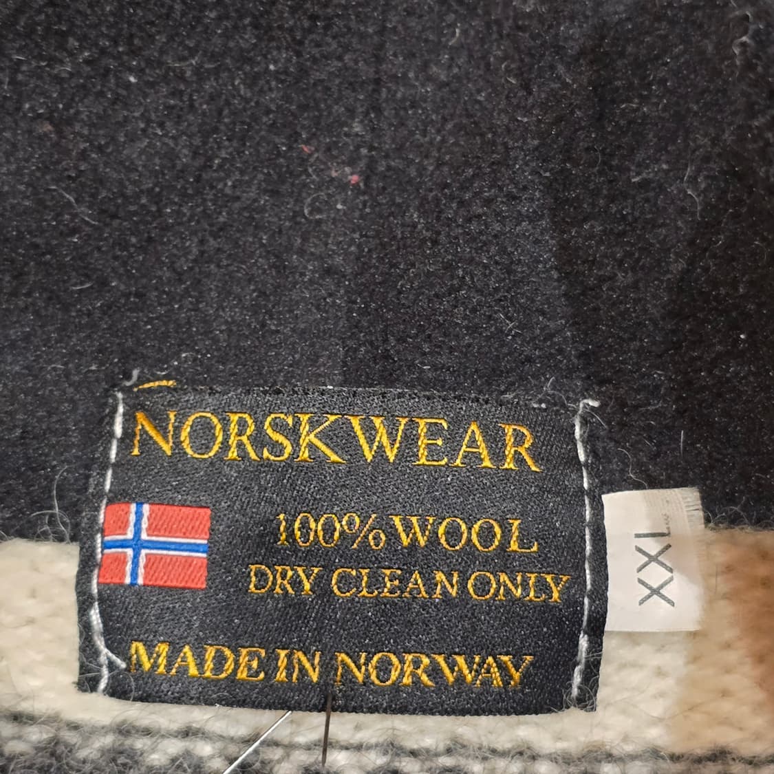 90s 노르웨이 울100 노르딕하프집업 스웨터 MADE IN NORWAY 상품이미지7